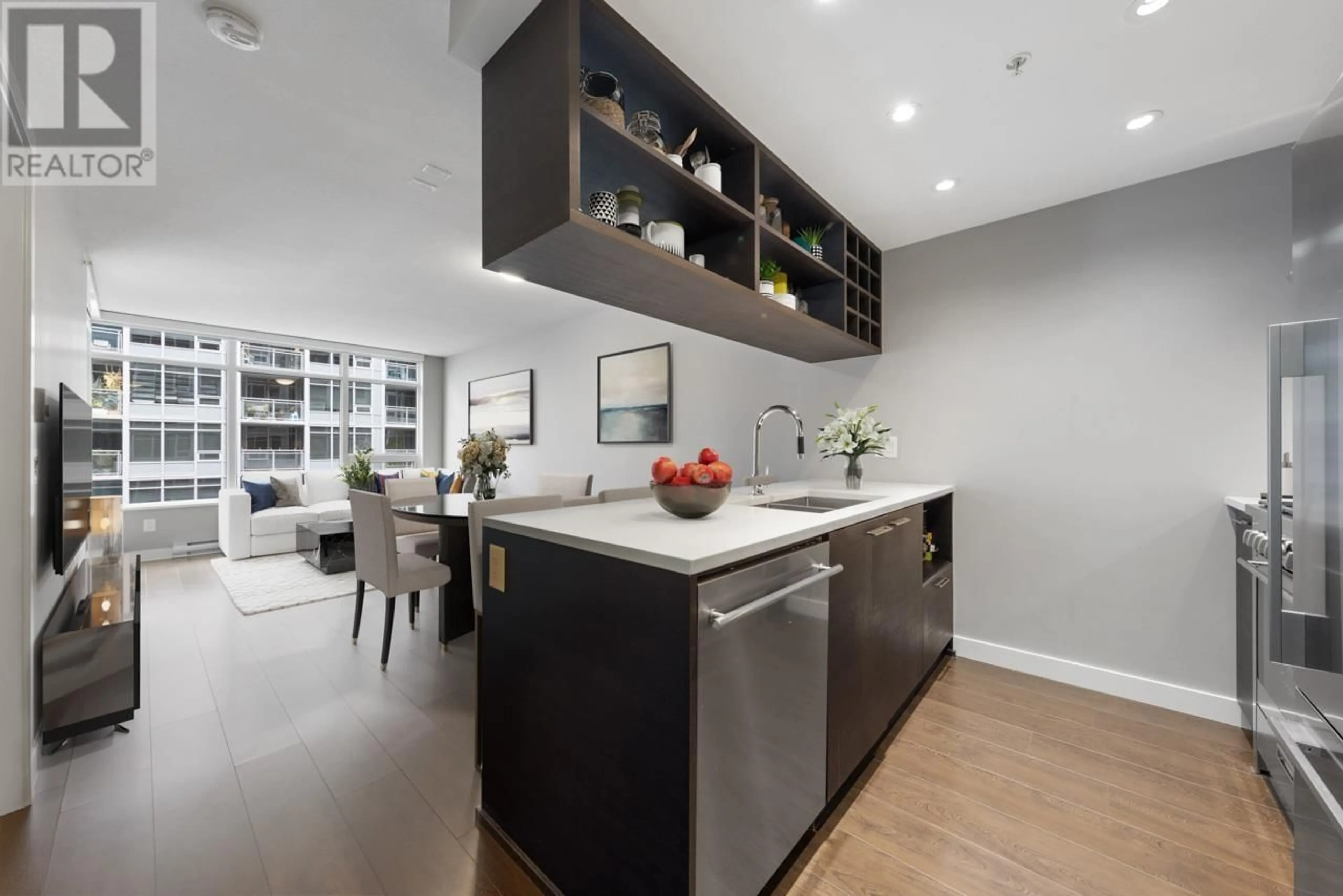 Open concept kitchen for 1011 6288 NO. 3 ROAD, Richmond British Columbia V6Y0J4