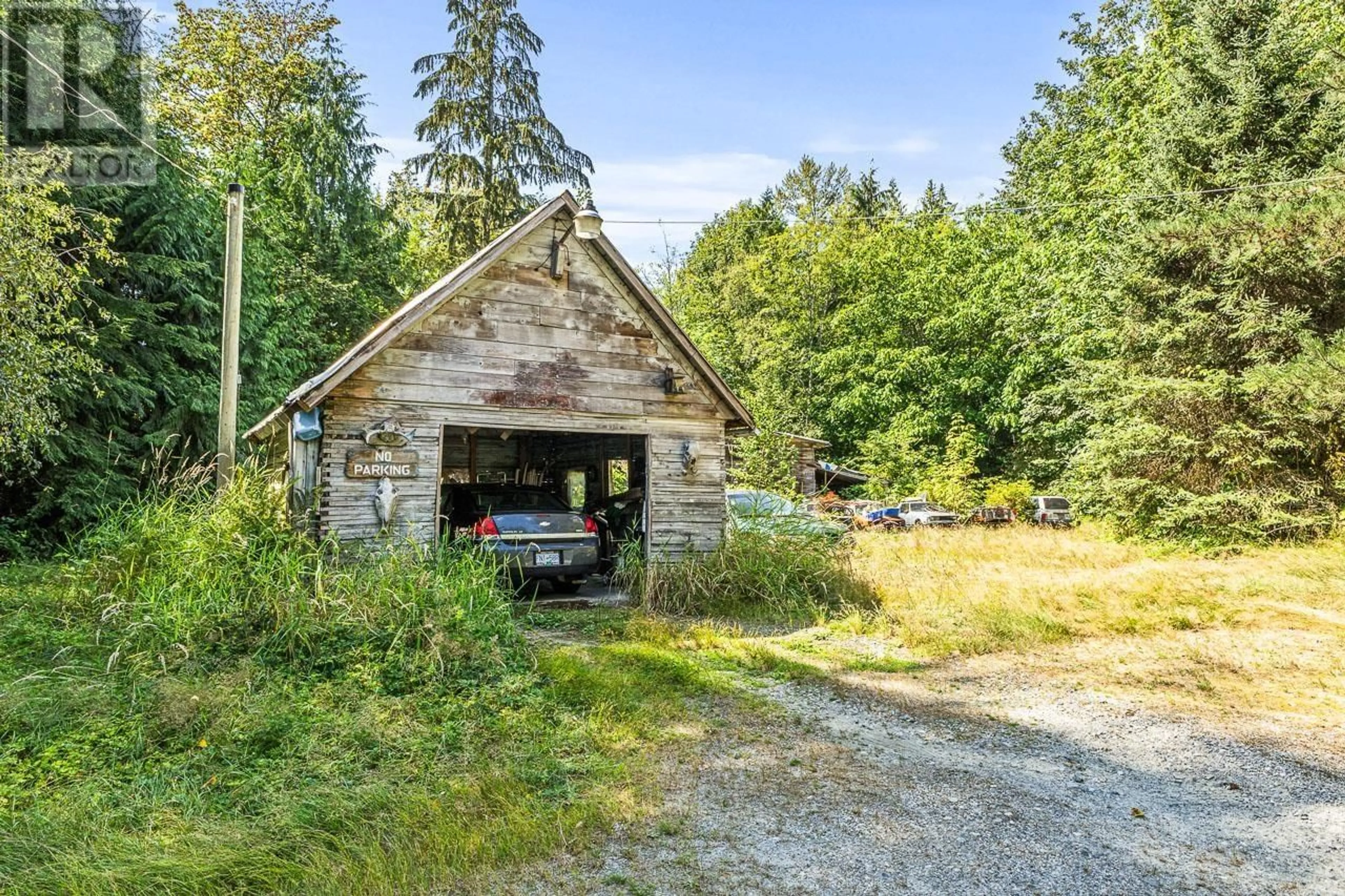 Shed for 11167 284 STREET, Maple Ridge British Columbia V2W1T9