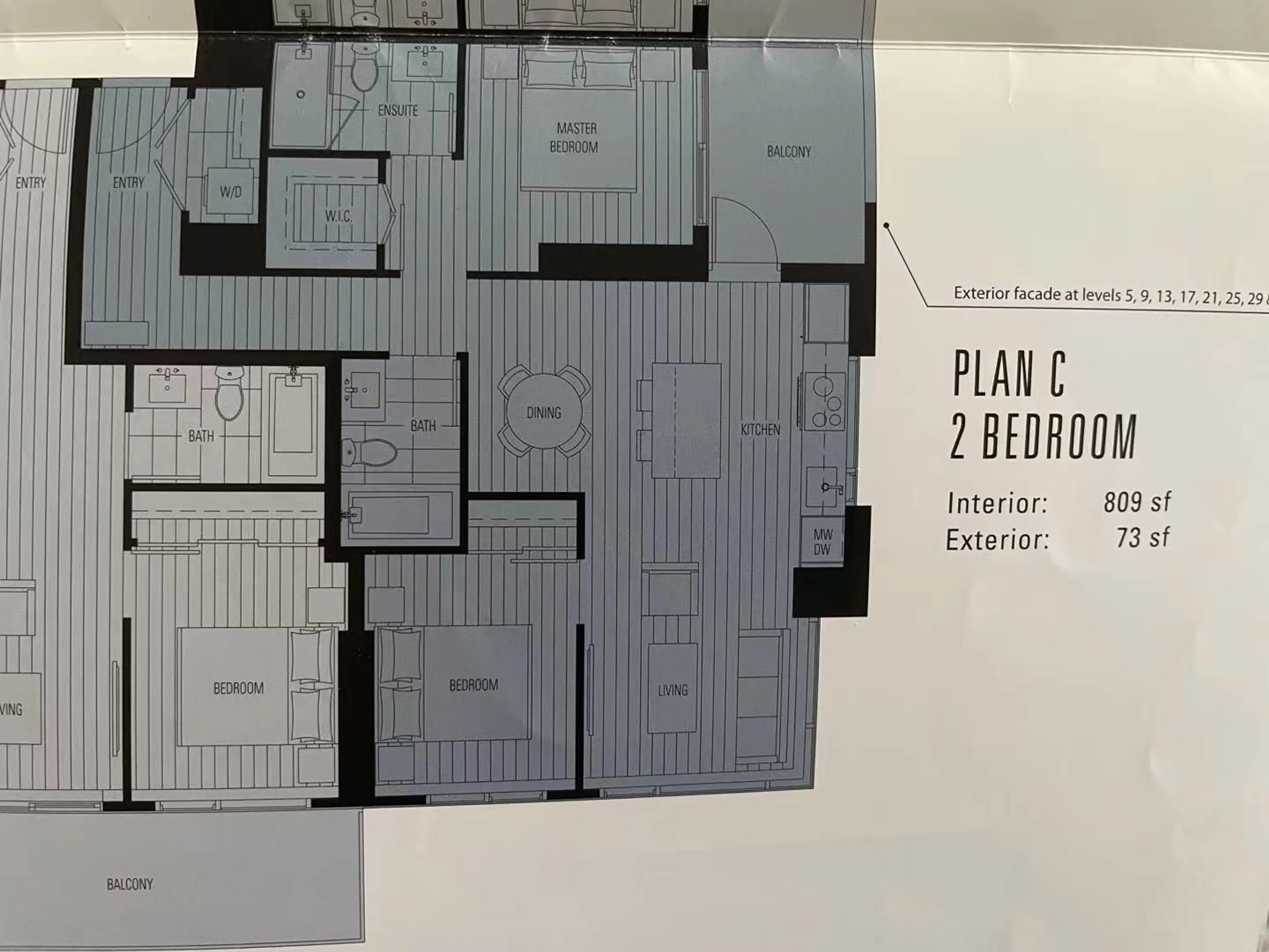 Floor plan for 3010 - 13615 FRASER, Surrey British Columbia V3T0P7
