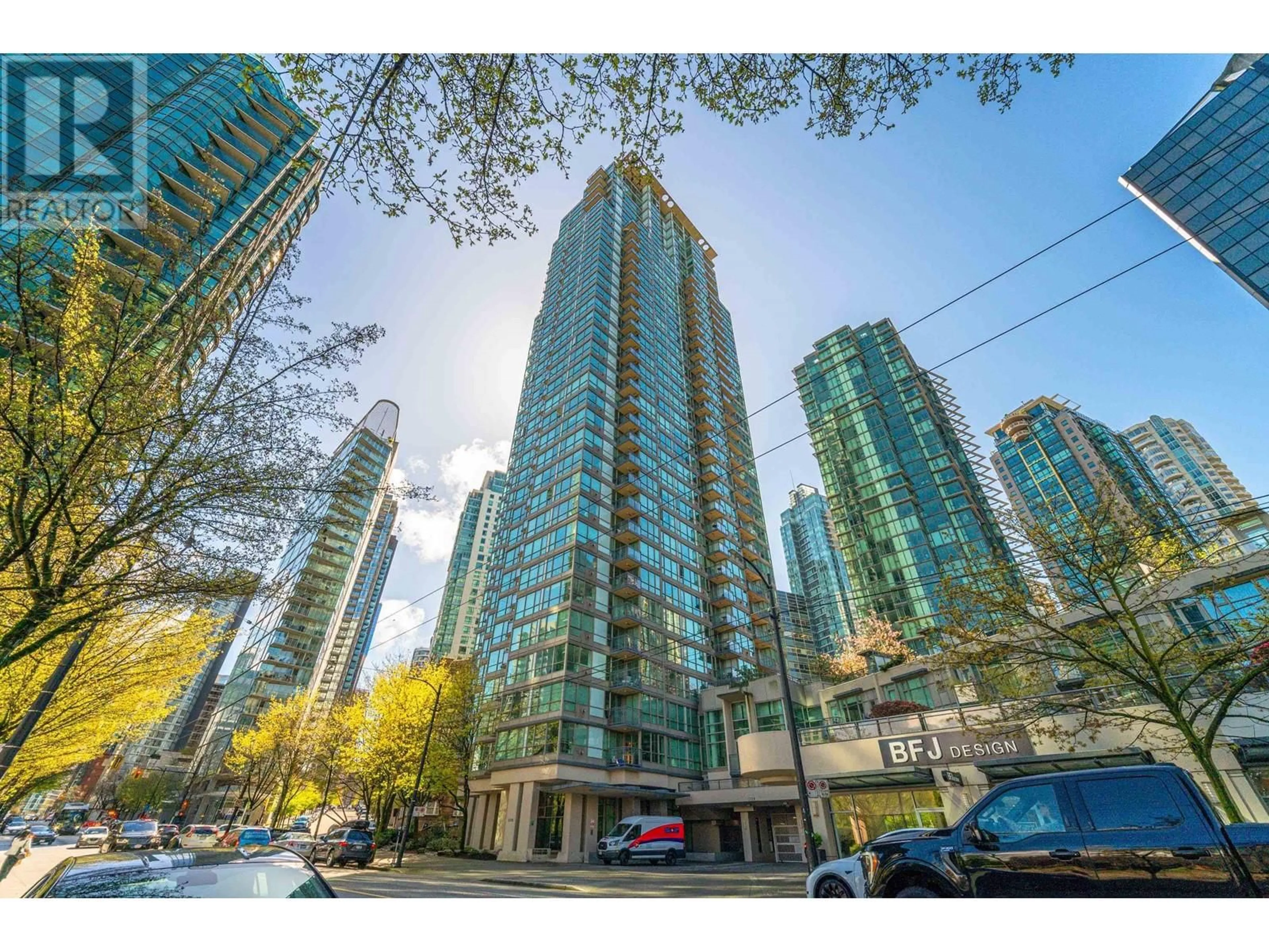 A pic from exterior of the house or condo, the street view for 1902 1328 W PENDER STREET, Vancouver British Columbia V6E4T1