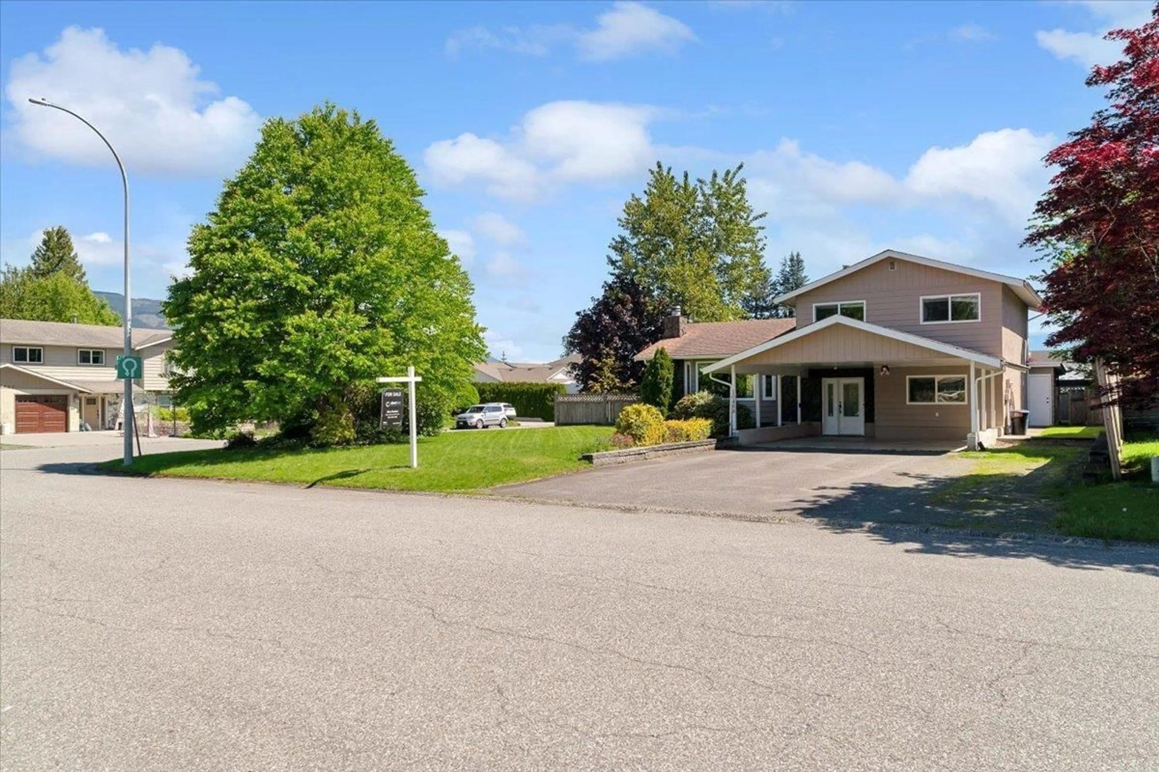 A pic from exterior of the house or condo, the street view for 10488 GLASGOW STREET, Chilliwack British Columbia V2P6T3