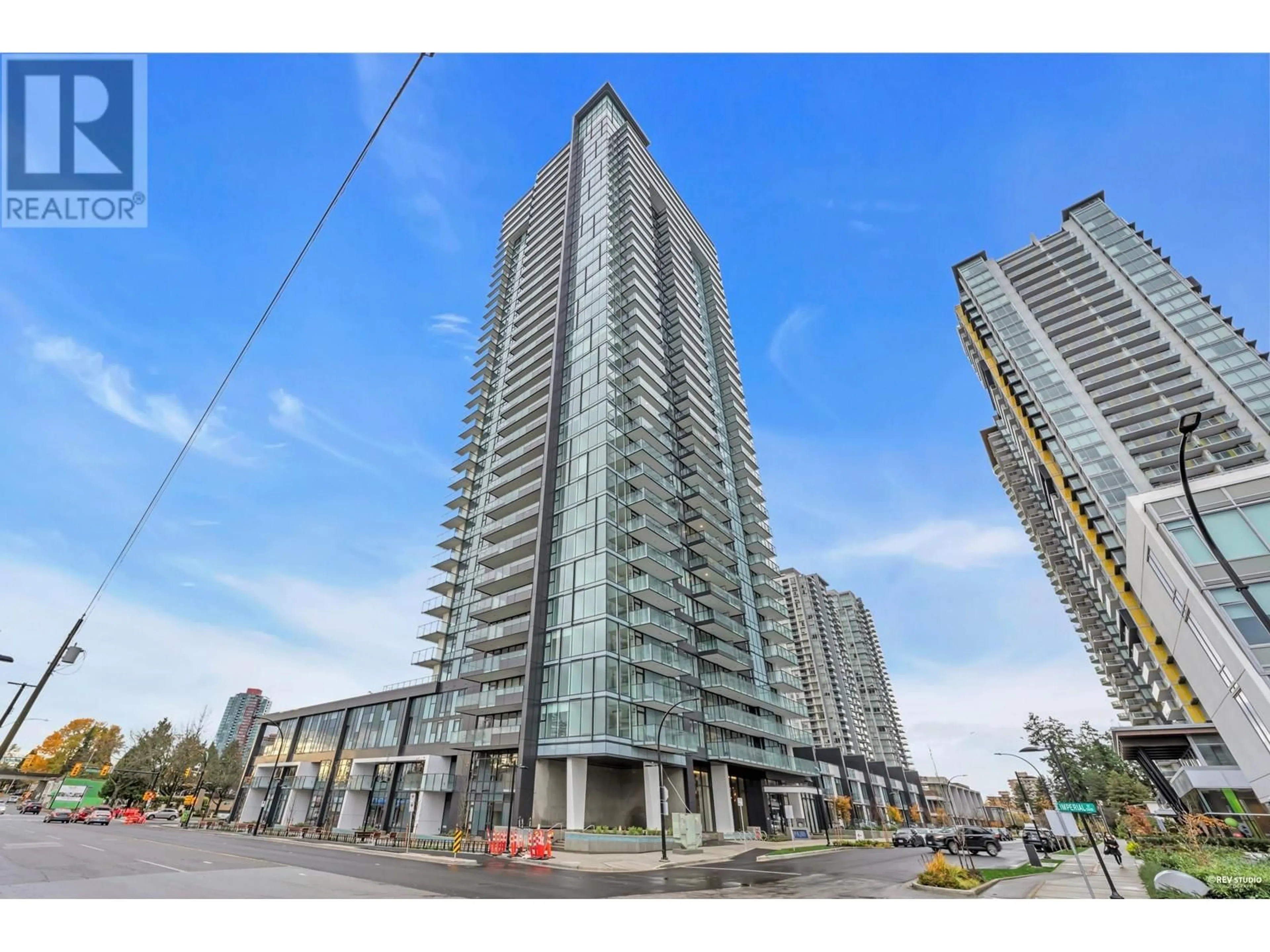 A pic from exterior of the house or condo, the front or back of building for 2708 6699 DUNBLANE AVENUE, Burnaby British Columbia V5H0J8