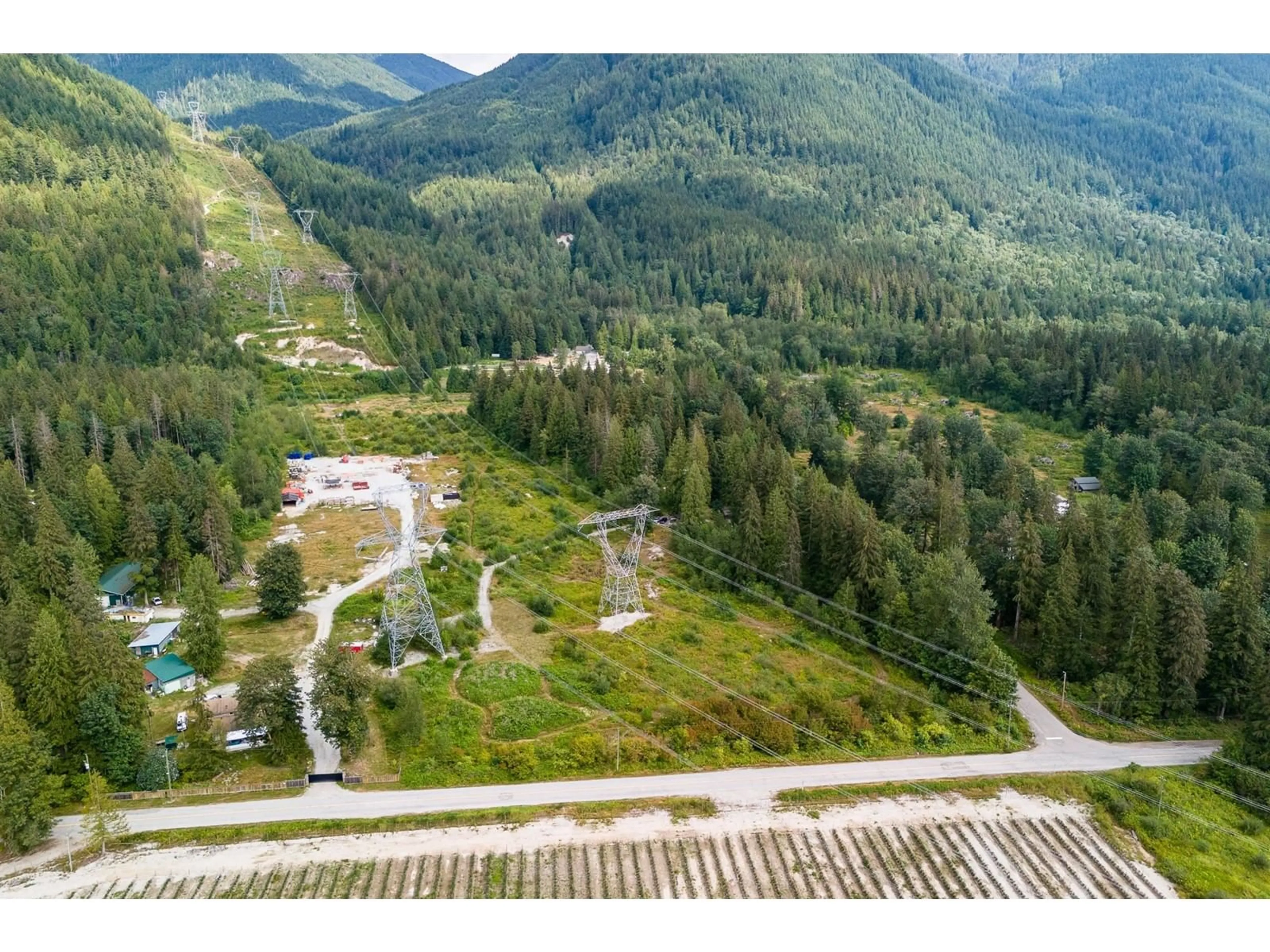 A pic from outside/outdoor area/front of a property/back of a property/a pic from drone, mountain view for 36111 RIDGEVIEW, Mission British Columbia V2V4J1