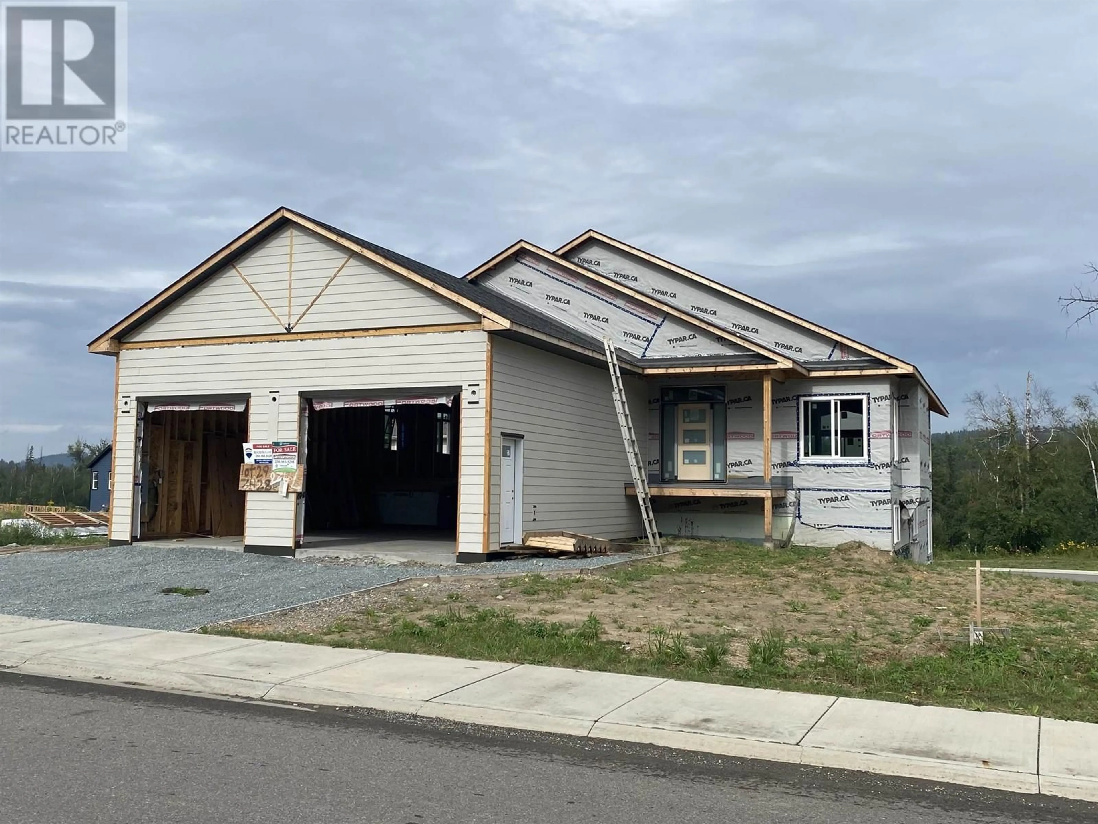 Frontside or backside of a home, the street view for 7428 FOXRIDGE AVENUE, Prince George British Columbia V2N0H2