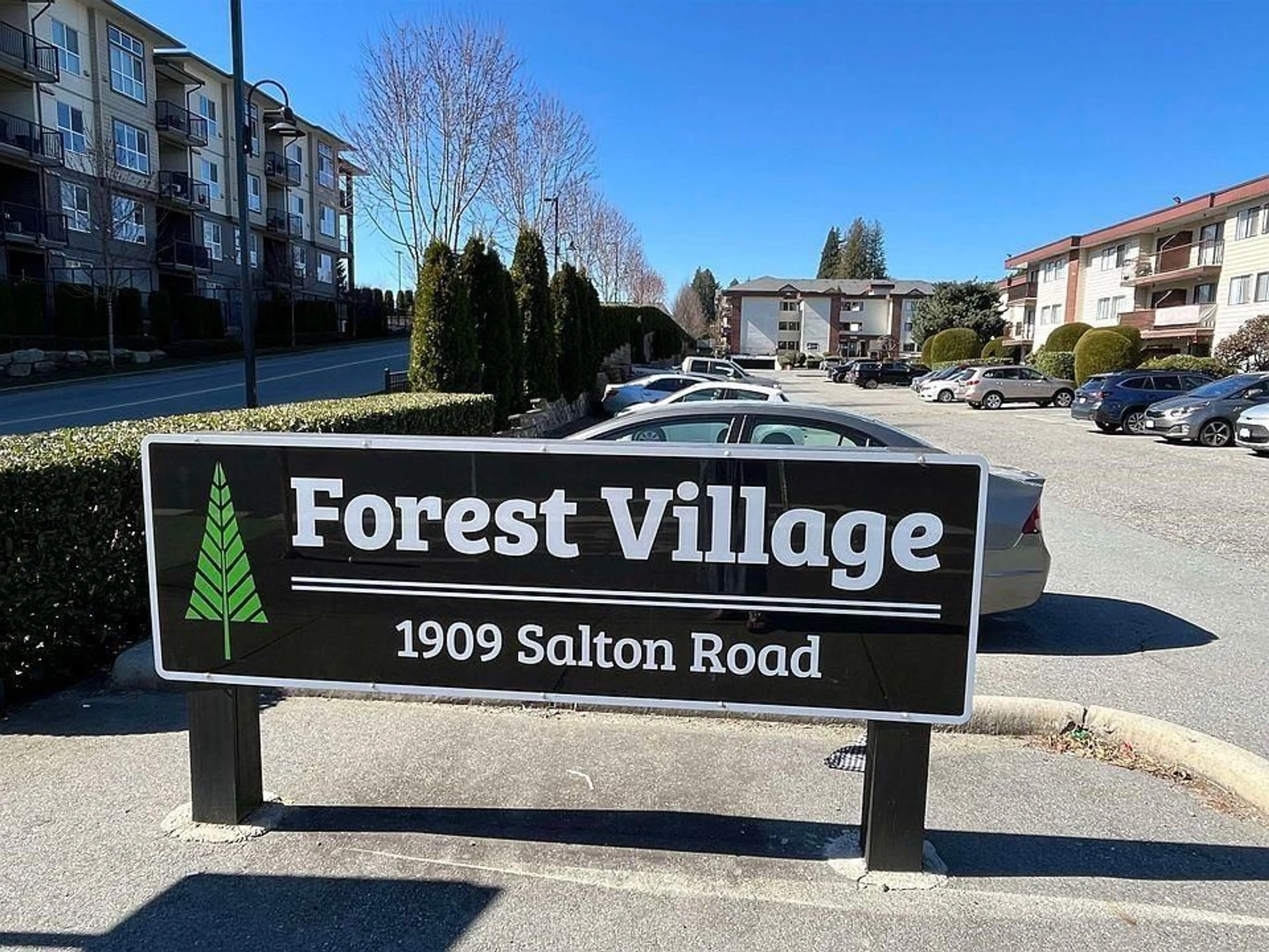 A pic from exterior of the house or condo, the street view for 433 1909 SALTON ROAD, Abbotsford British Columbia V2S5B6