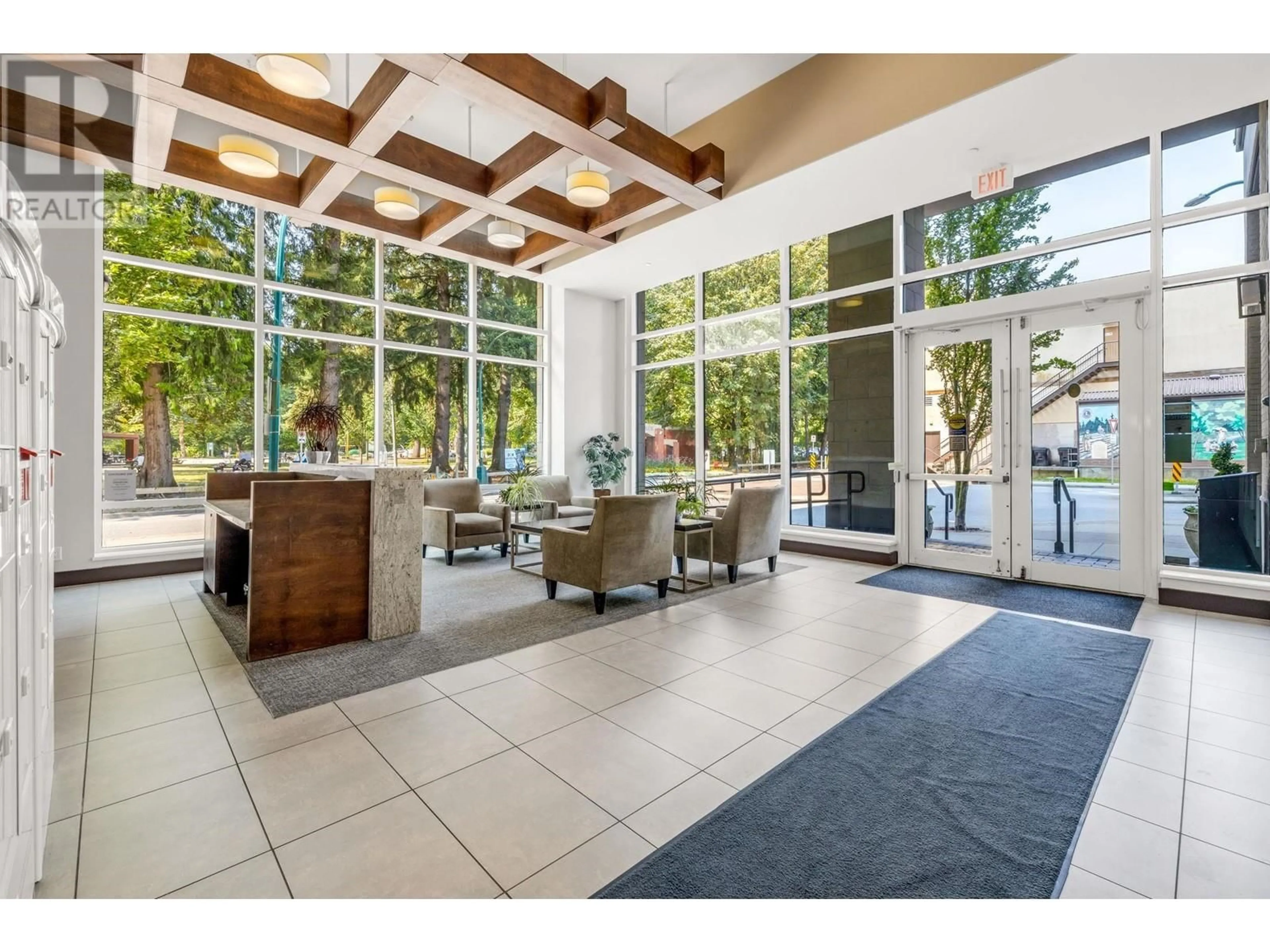 Indoor lobby for 1608 2789 SHAUGHNESSY STREET, Port Coquitlam British Columbia V3C0C3