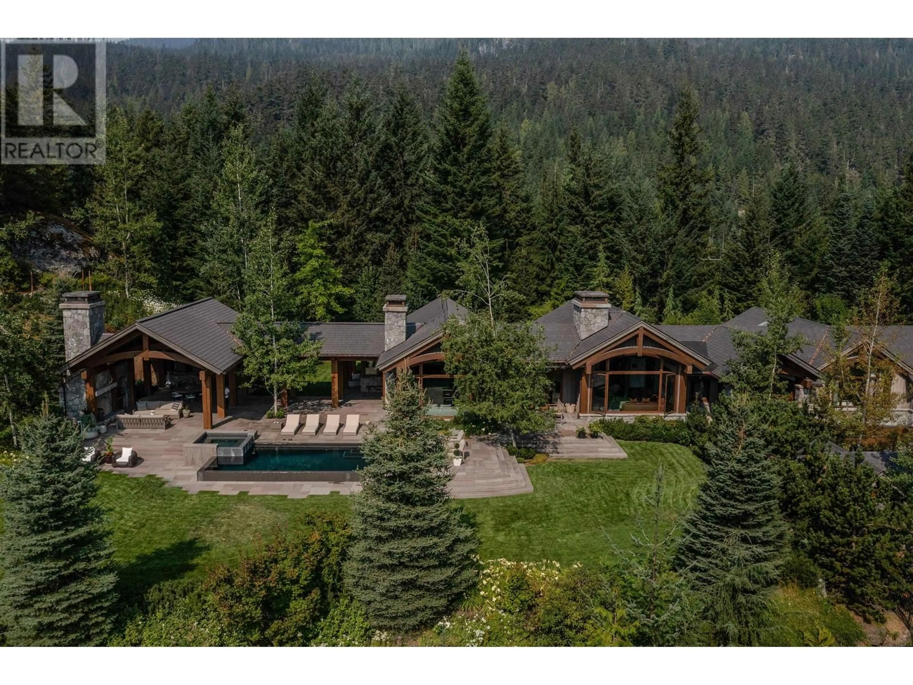 Outside view for 5425 STONEBRIDGE DRIVE, Whistler British Columbia V8E0V9