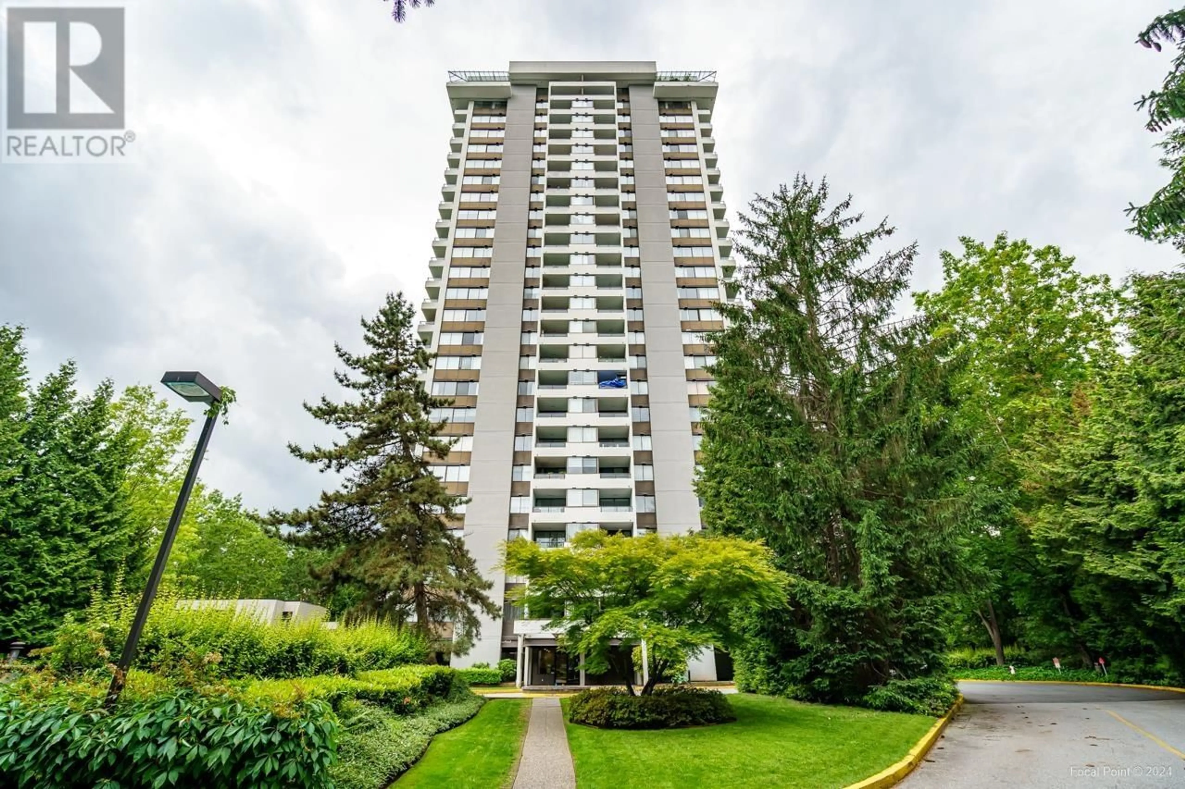 A pic from exterior of the house or condo, the front or back of building for 1302 9521 CARDSTON COURT, Burnaby British Columbia V3N4R8