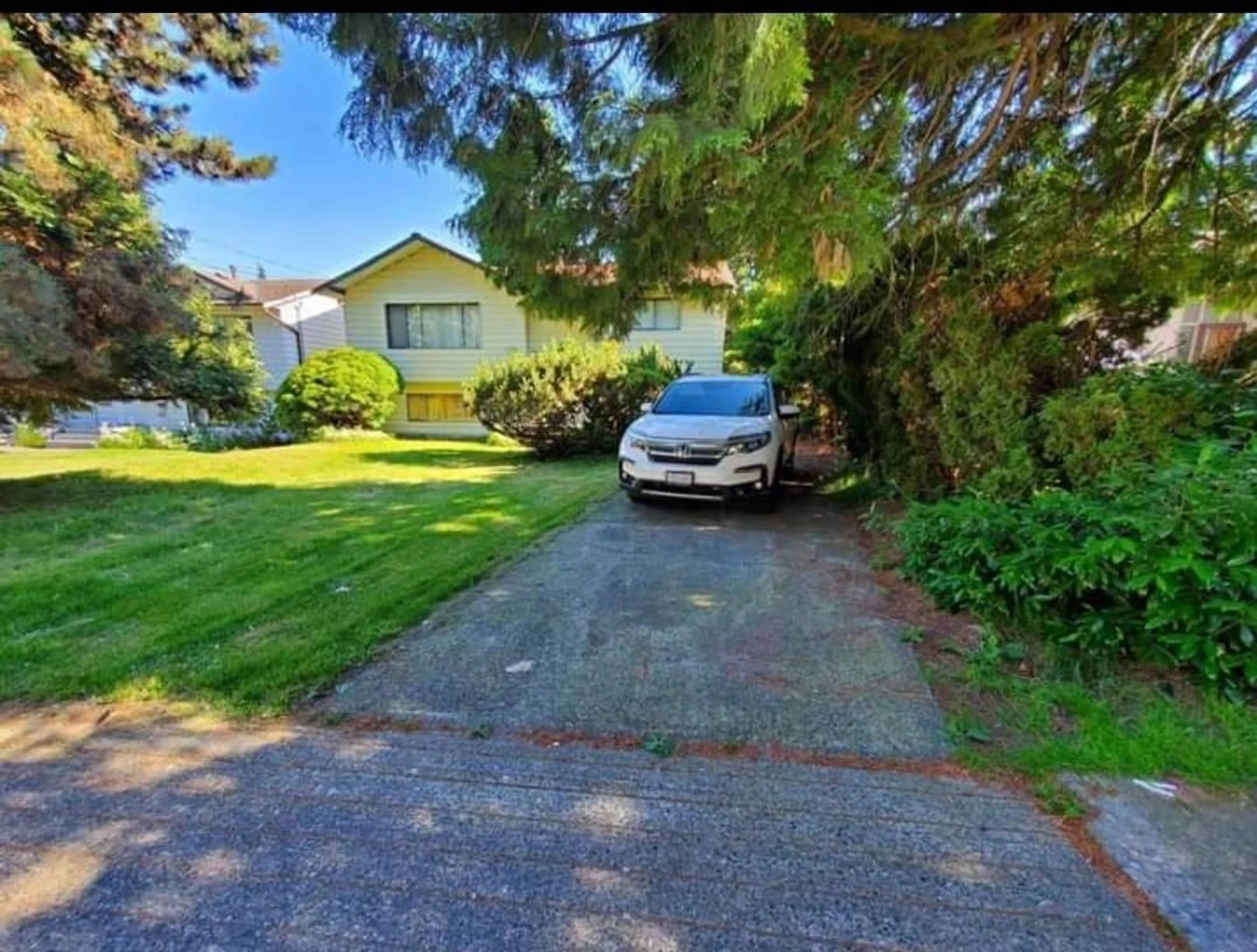 A pic from outside/outdoor area/front of a property/back of a property/a pic from drone, street for 11862 80 AVENUE, Delta British Columbia V4C1Y2