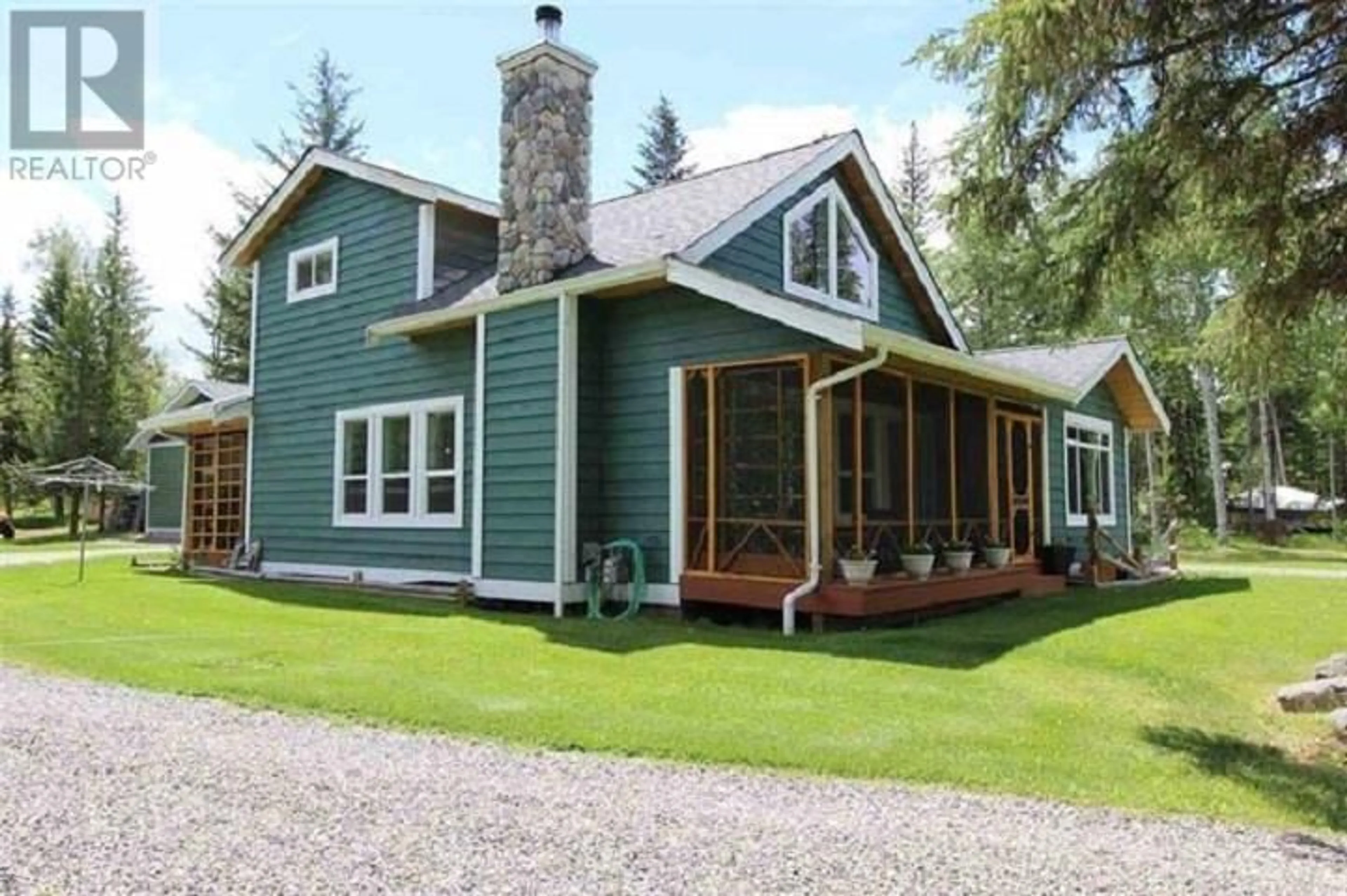 Cottage for 1210 S GREEN LAKE ROAD, 70 Mile House British Columbia V0K2K2