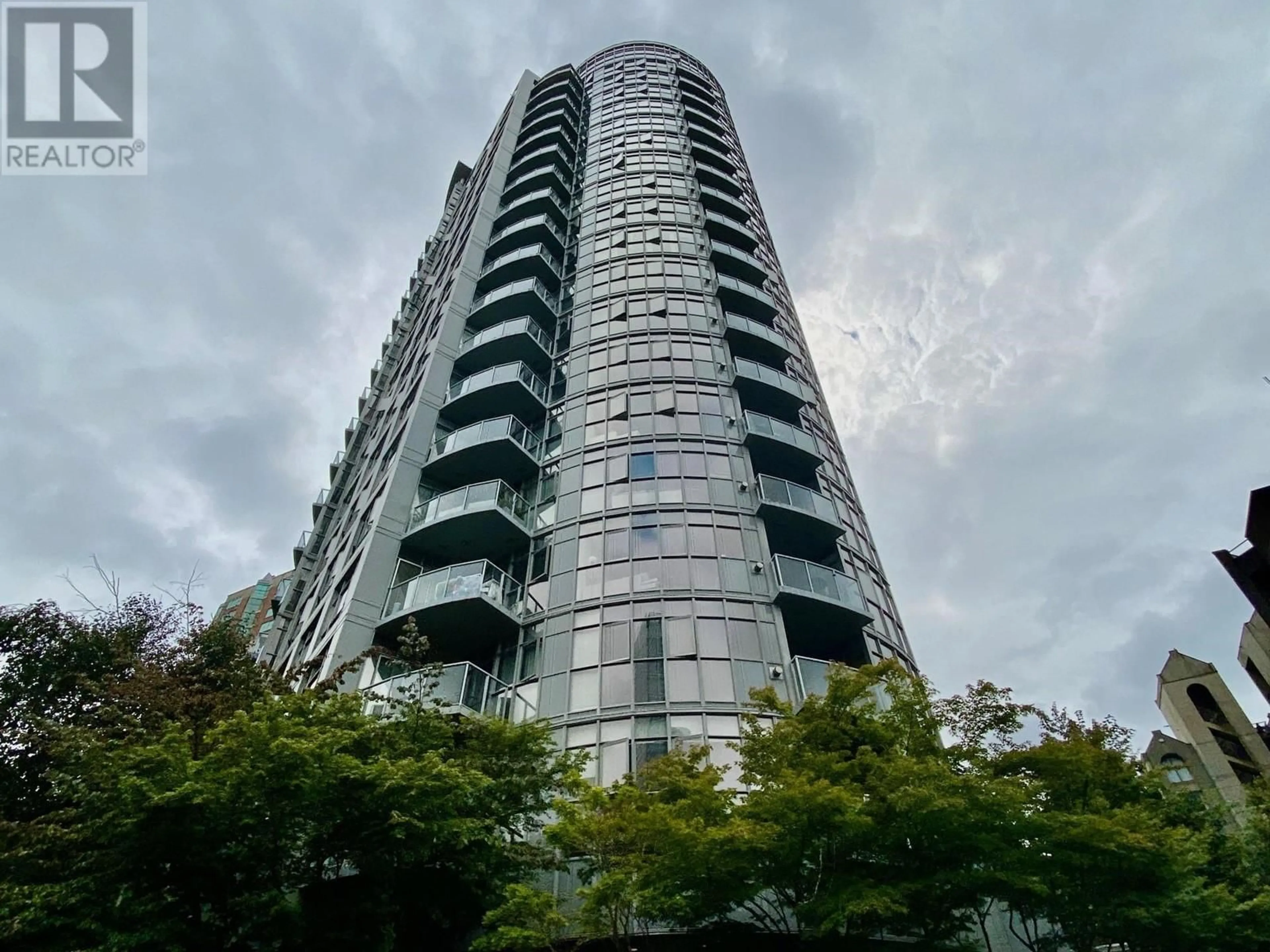 A pic from exterior of the house or condo, the front or back of building for 203 1050 SMITHE STREET, Vancouver British Columbia V6E4T4