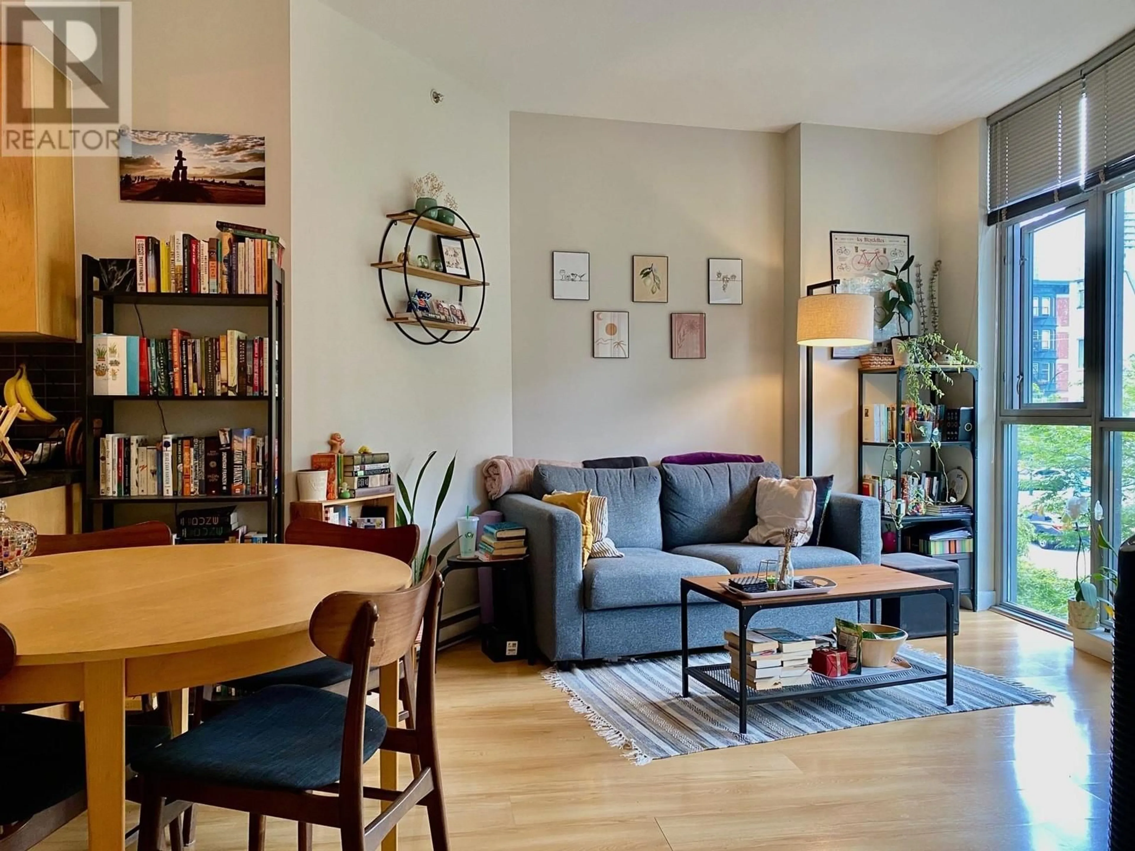 Living room, wood floors for 203 1050 SMITHE STREET, Vancouver British Columbia V6E4T4