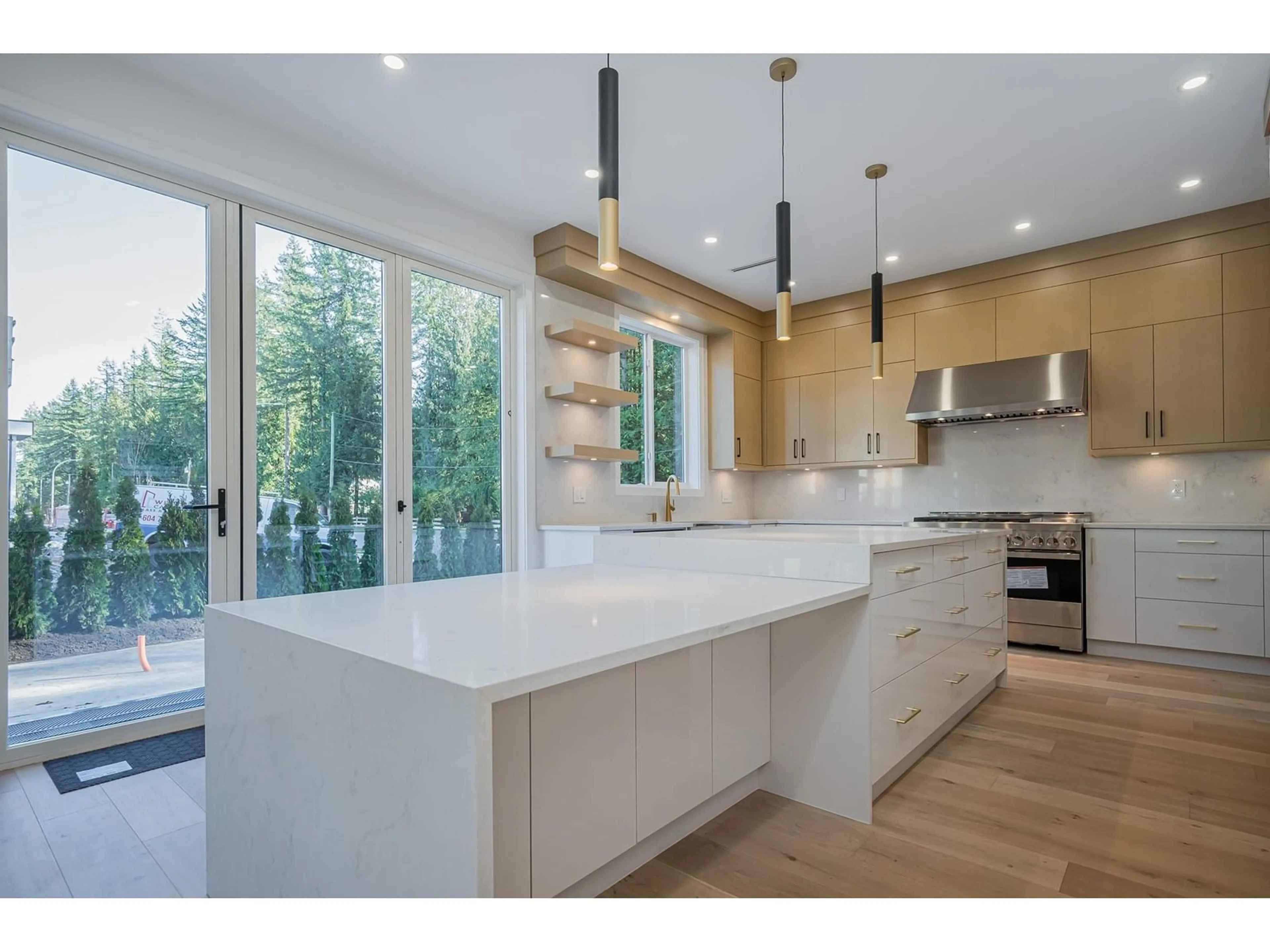 Contemporary kitchen for 2712 201 STREET, Langley British Columbia V2Z0B6