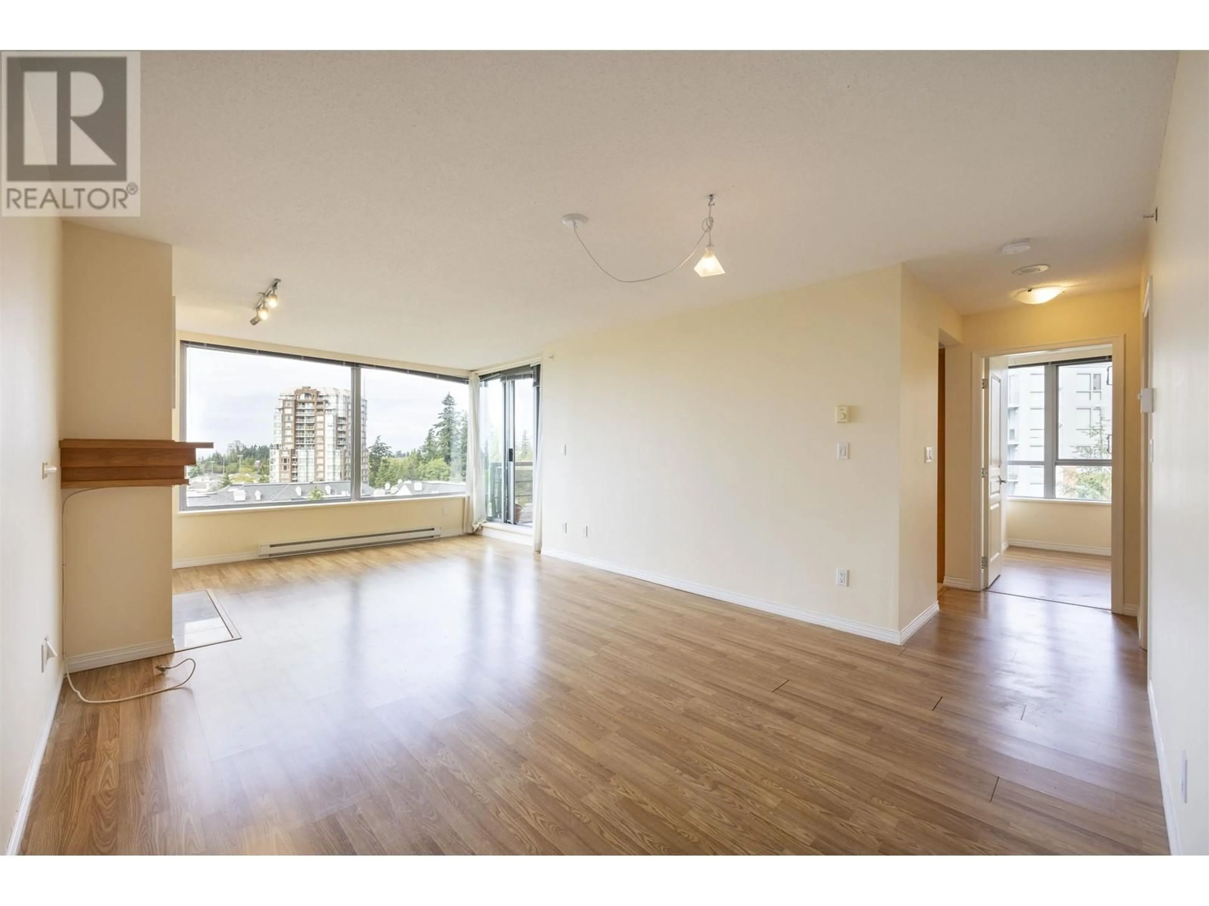 Other indoor space, wood floors for 1001 5639 HAMPTON PLACE, Vancouver British Columbia V6T2H6