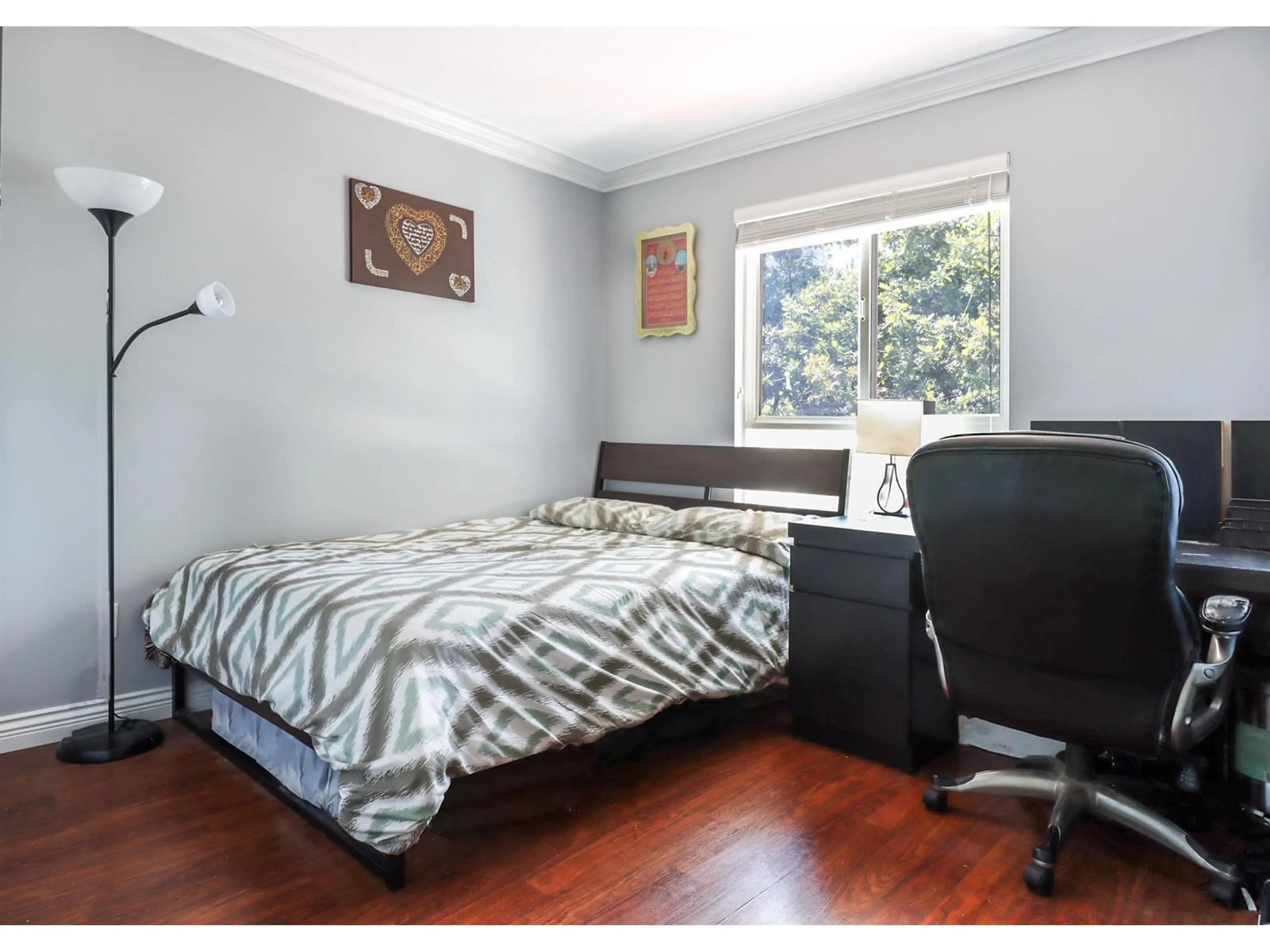 A pic of a room for 315 - 8110 120A, Surrey British Columbia V3W3P3