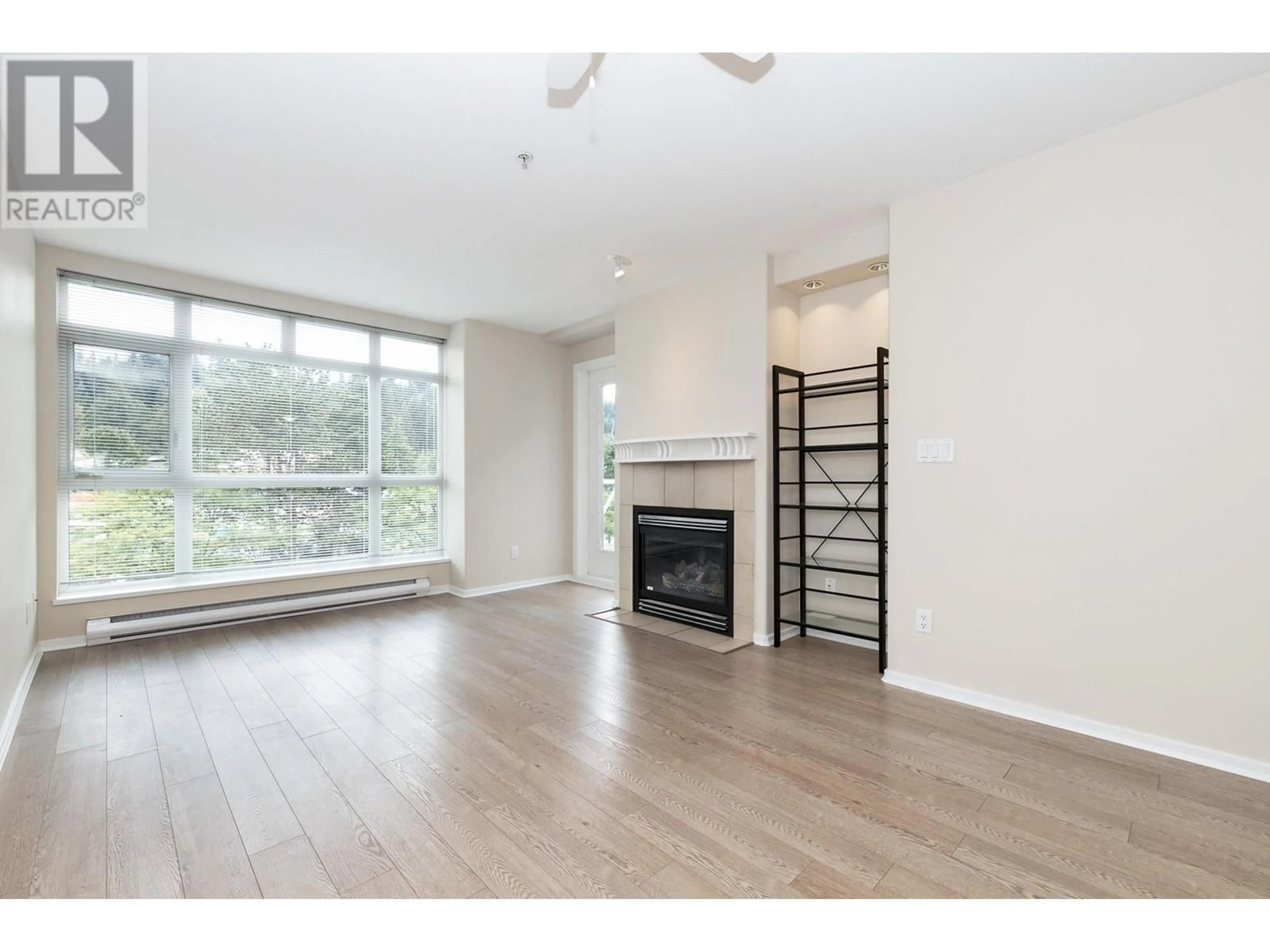 A pic of a room, wood floors for 414 3122 ST JOHNS STREET, Port Moody British Columbia V3H5C8