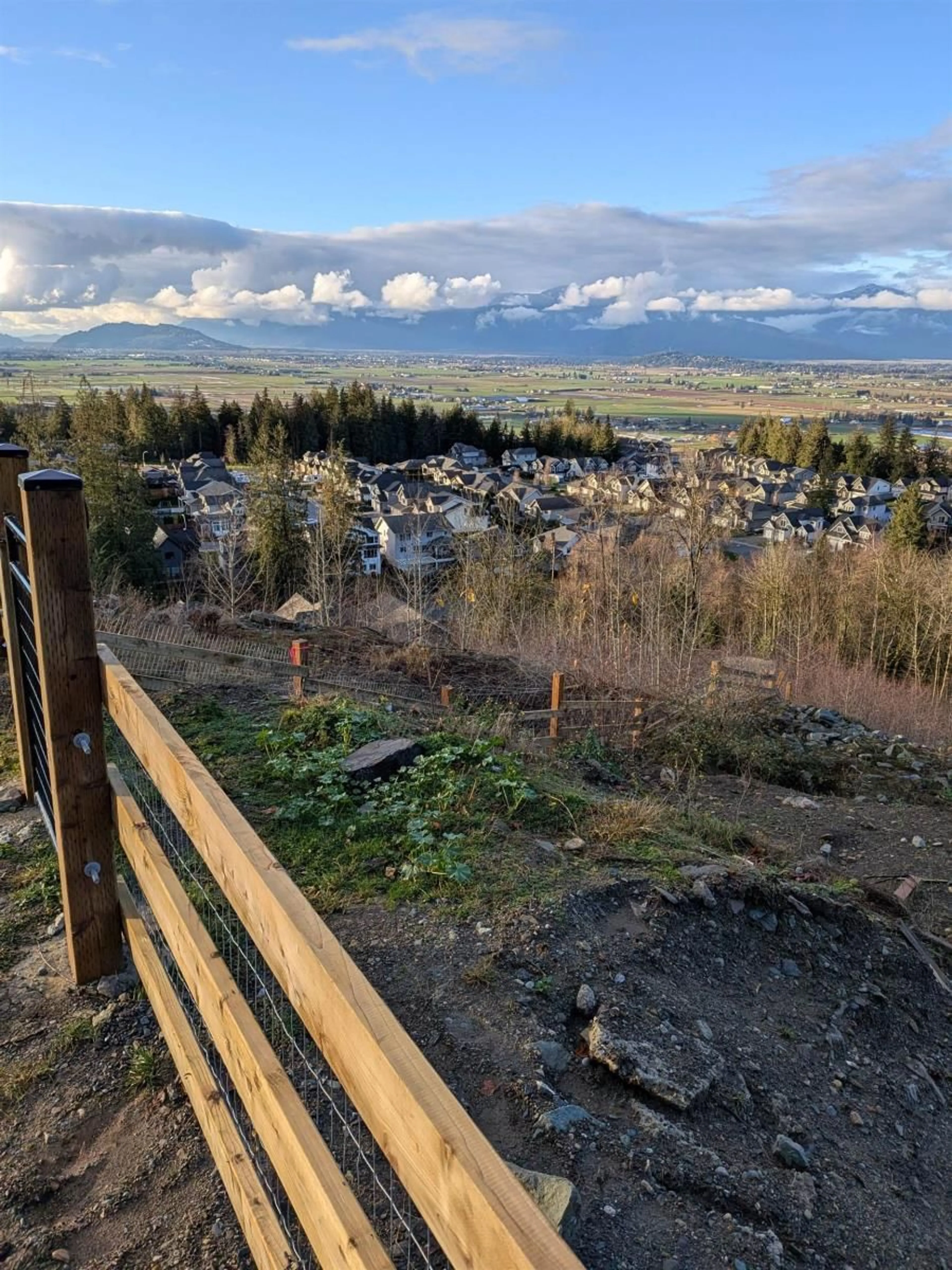 A pic from outside/outdoor area/front of a property/back of a property/a pic from drone, mountain view for 7340 RAMSAY PLACE, Chilliwack British Columbia V4Z1J5