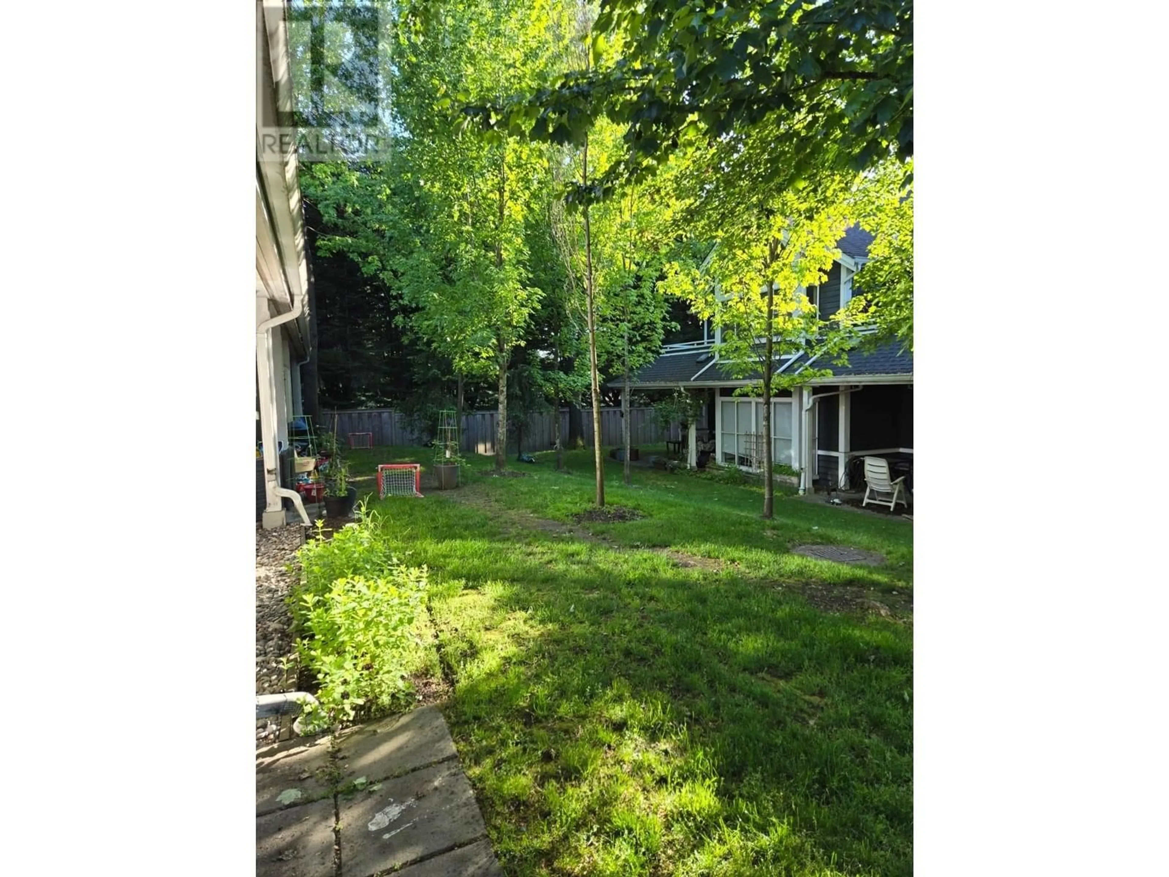 Patio, street for 116 - 2960 29TH AVENUE, Vancouver British Columbia V5R5Z5