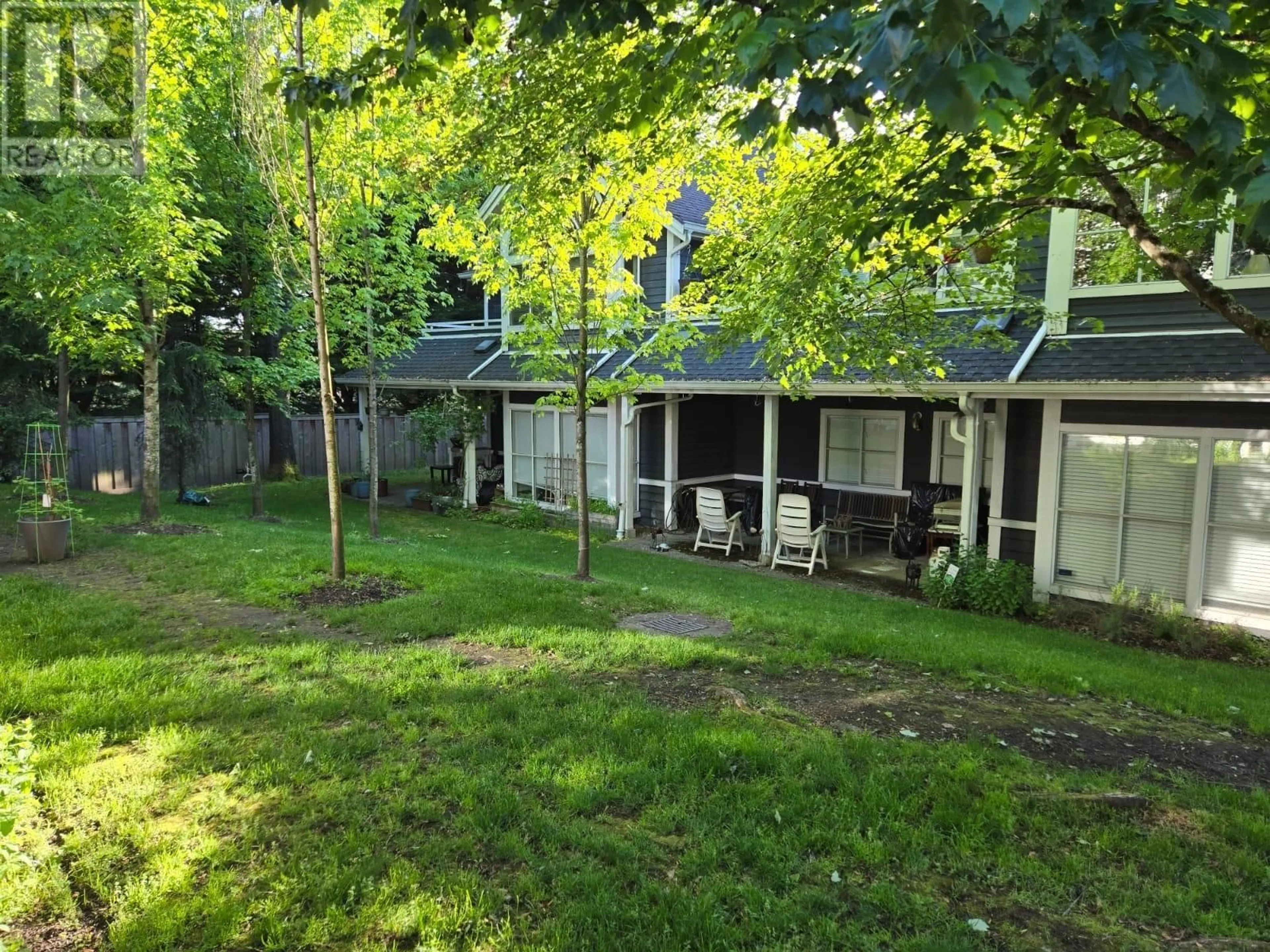A pic from outside/outdoor area/front of a property/back of a property/a pic from drone, forest/trees view for 116 - 2960 29TH AVENUE, Vancouver British Columbia V5R5Z5