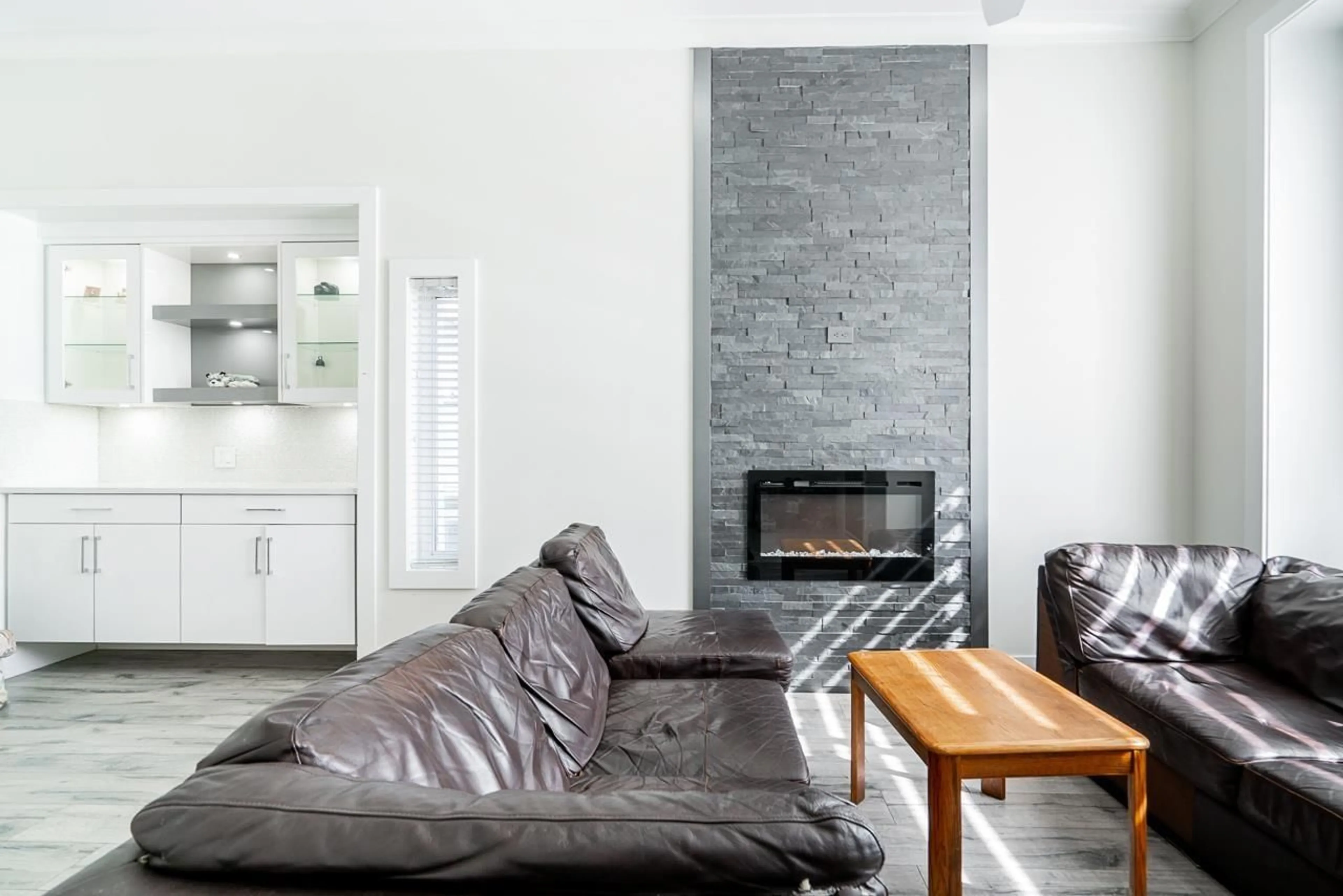 Living room with furniture, unknown for 8185 146, Surrey British Columbia V3S3A6
