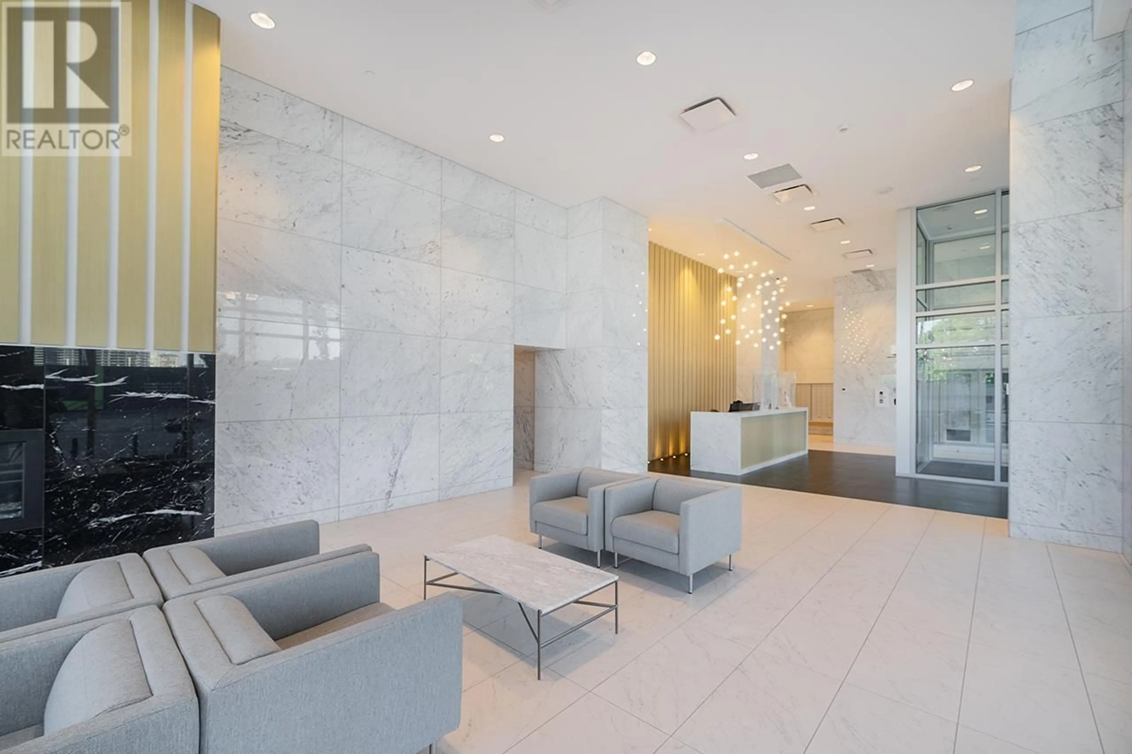 Lobby for 305 - 2085 SKYLINE COURT, Burnaby British Columbia V6V1E1