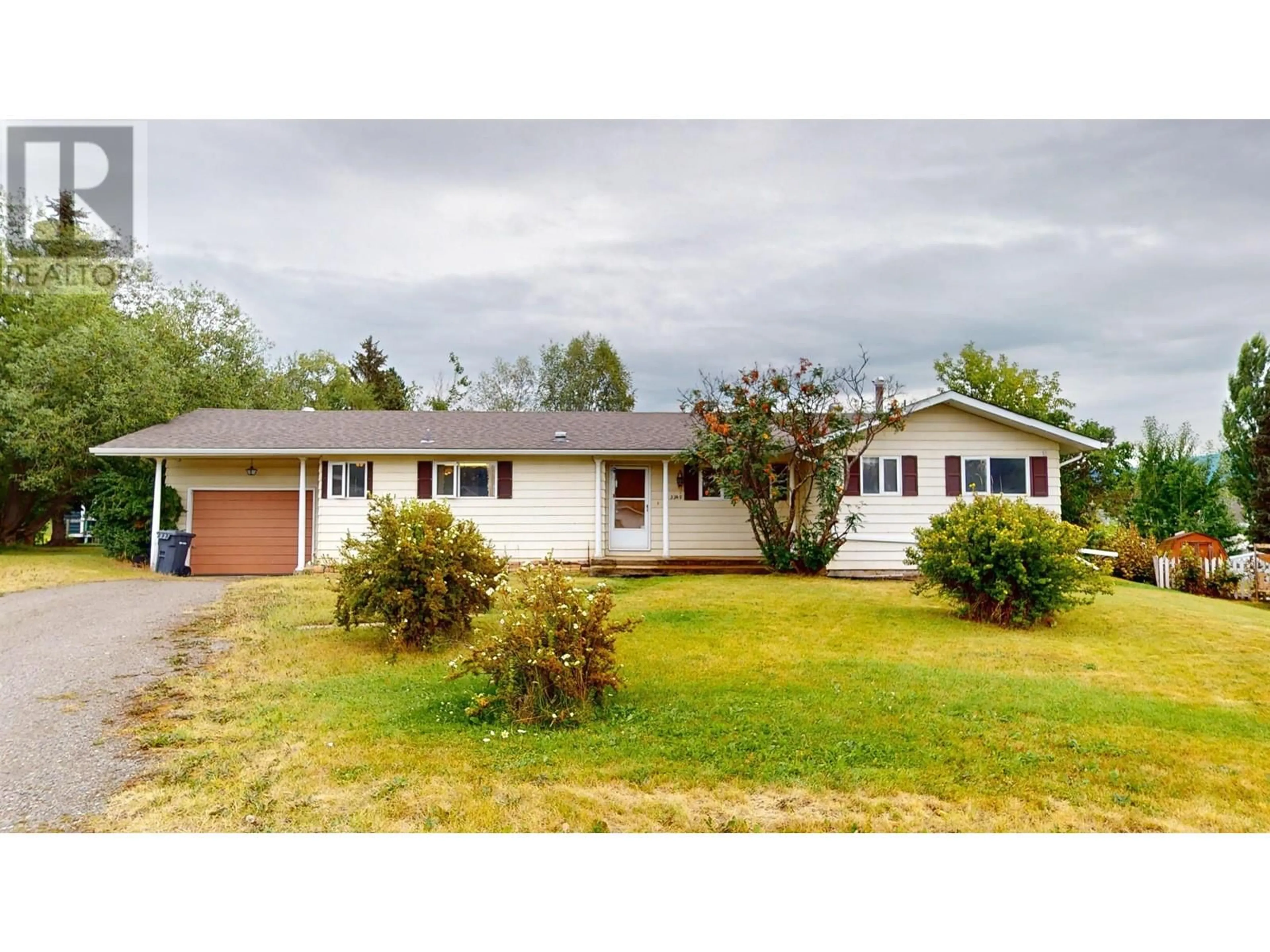 Frontside or backside of a home for 3340 PARISH ROAD, Houston British Columbia V0J1Z0