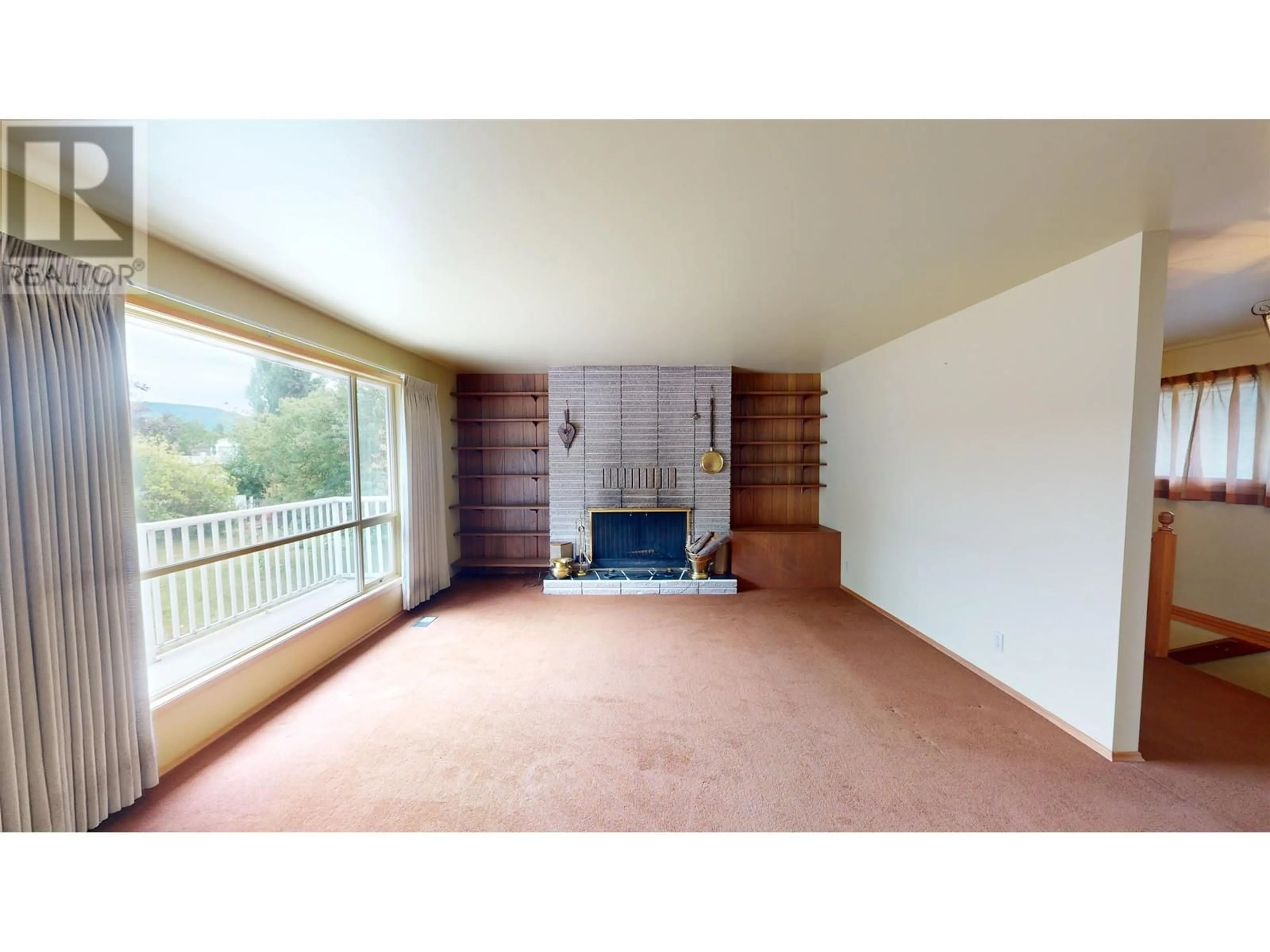 A pic of a room, wood floors for 3340 PARISH ROAD, Houston British Columbia V0J1Z0