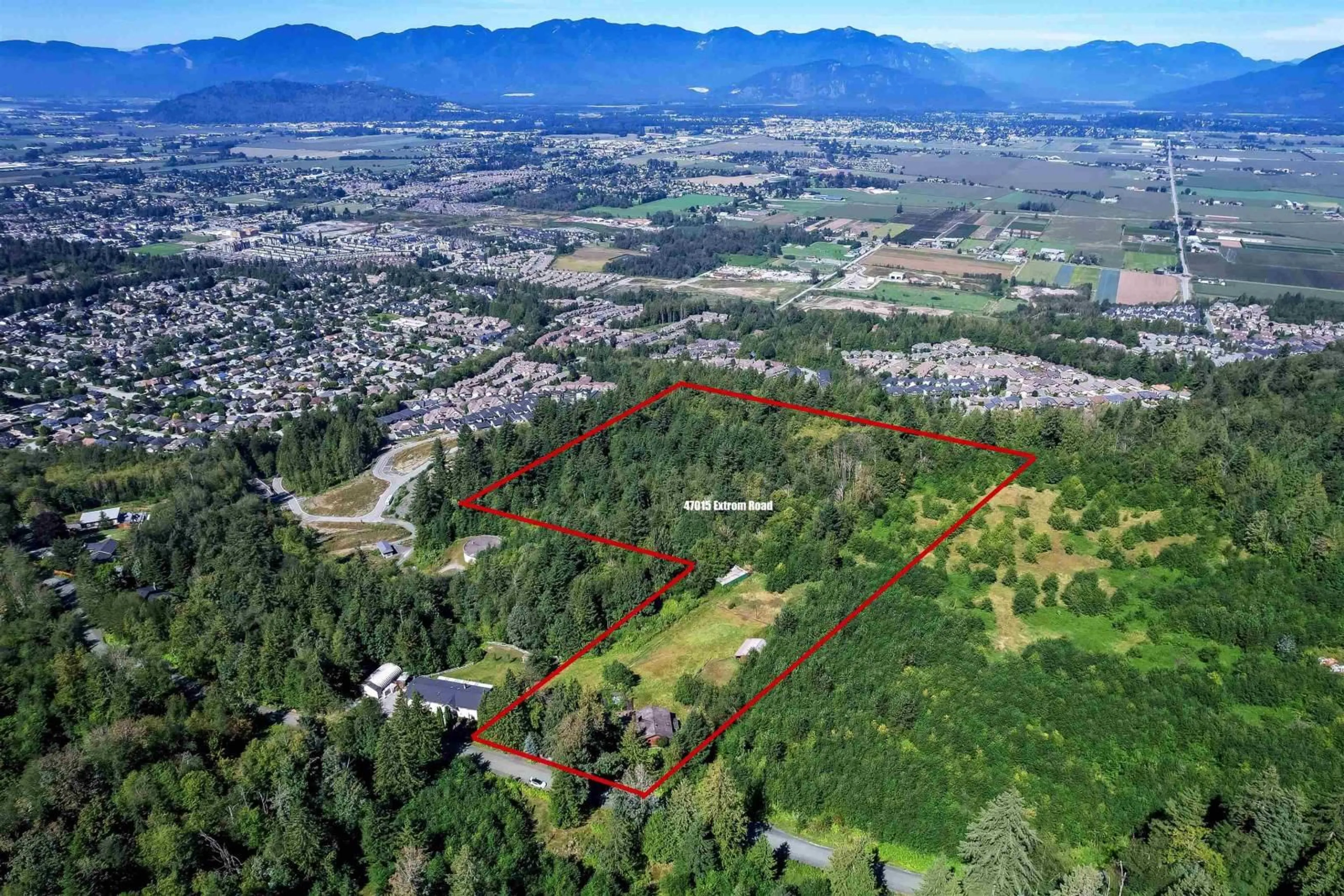 A pic from outside/outdoor area/front of a property/back of a property/a pic from drone, mountain view for 47015 EXTROM ROAD, Chilliwack British Columbia V2R4V1
