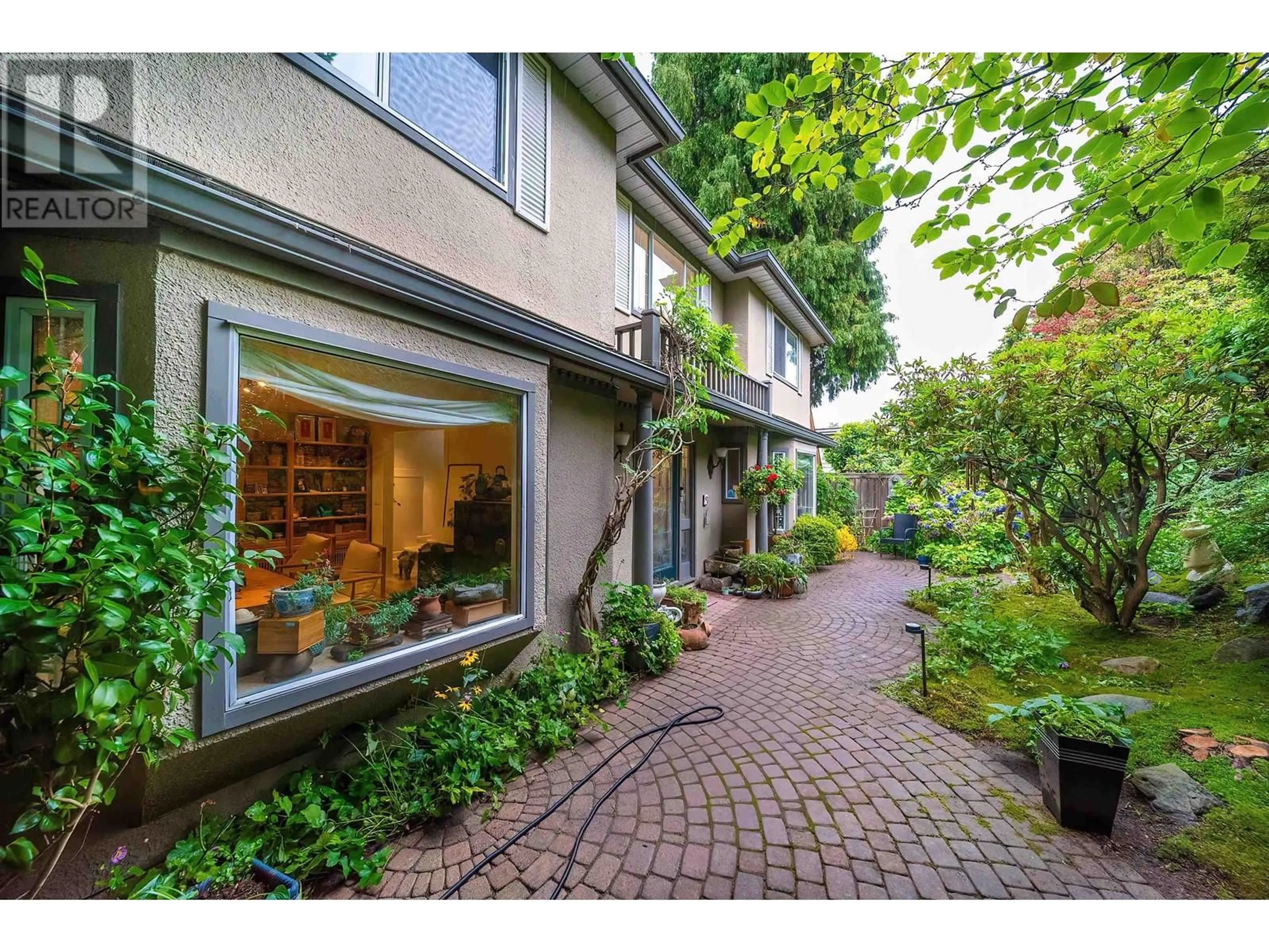 Patio, cottage for 4333 LOCARNO CRESCENT, Vancouver British Columbia V6R1G2