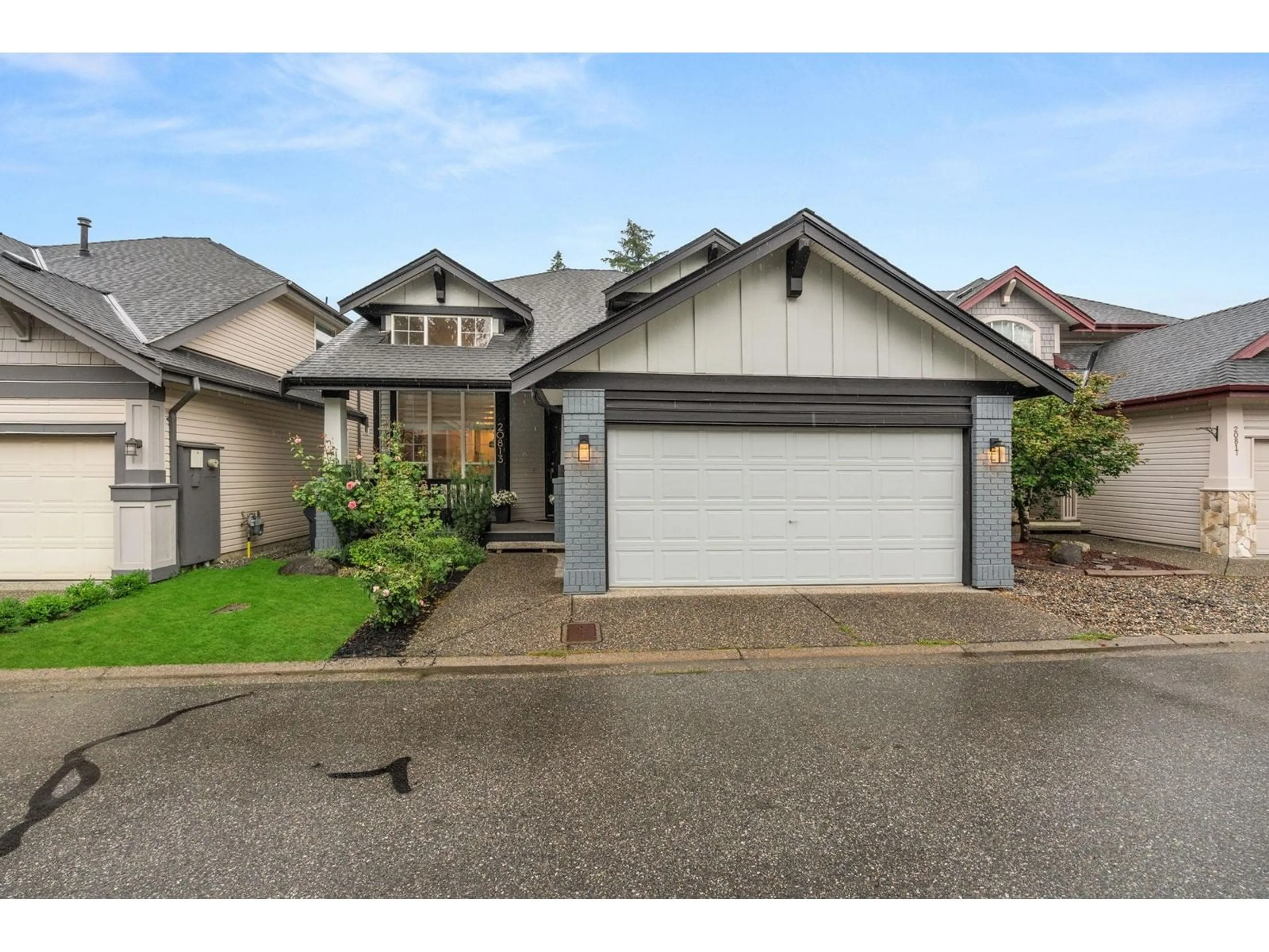 Frontside or backside of a home, the street view for 20813 97 AVENUE, Langley British Columbia V1M3Z1