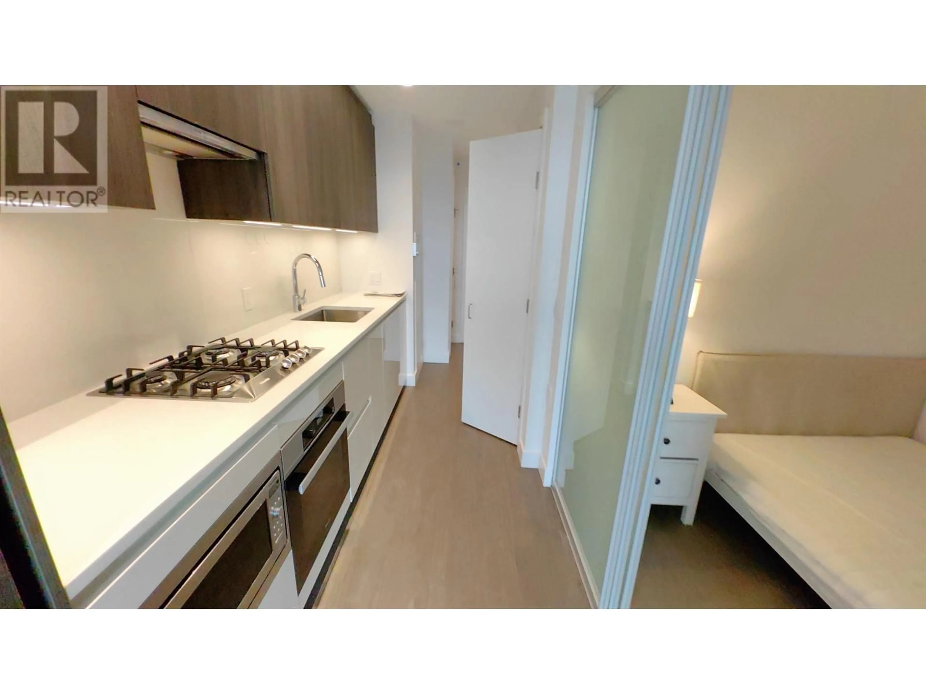 Standard kitchen, carpet floors for 830 8133 COOK ROAD, Richmond British Columbia V6Y0L7