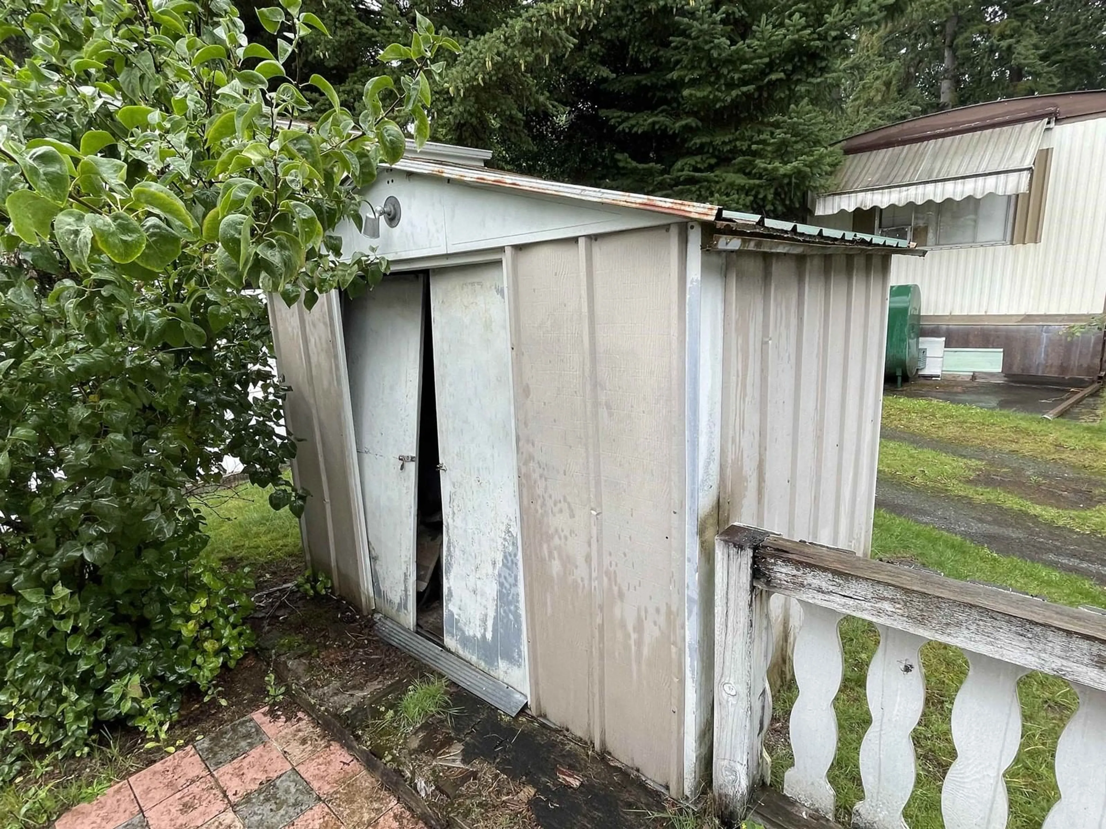 Shed for 37 9080 198 STREET, Langley British Columbia V1M3A8