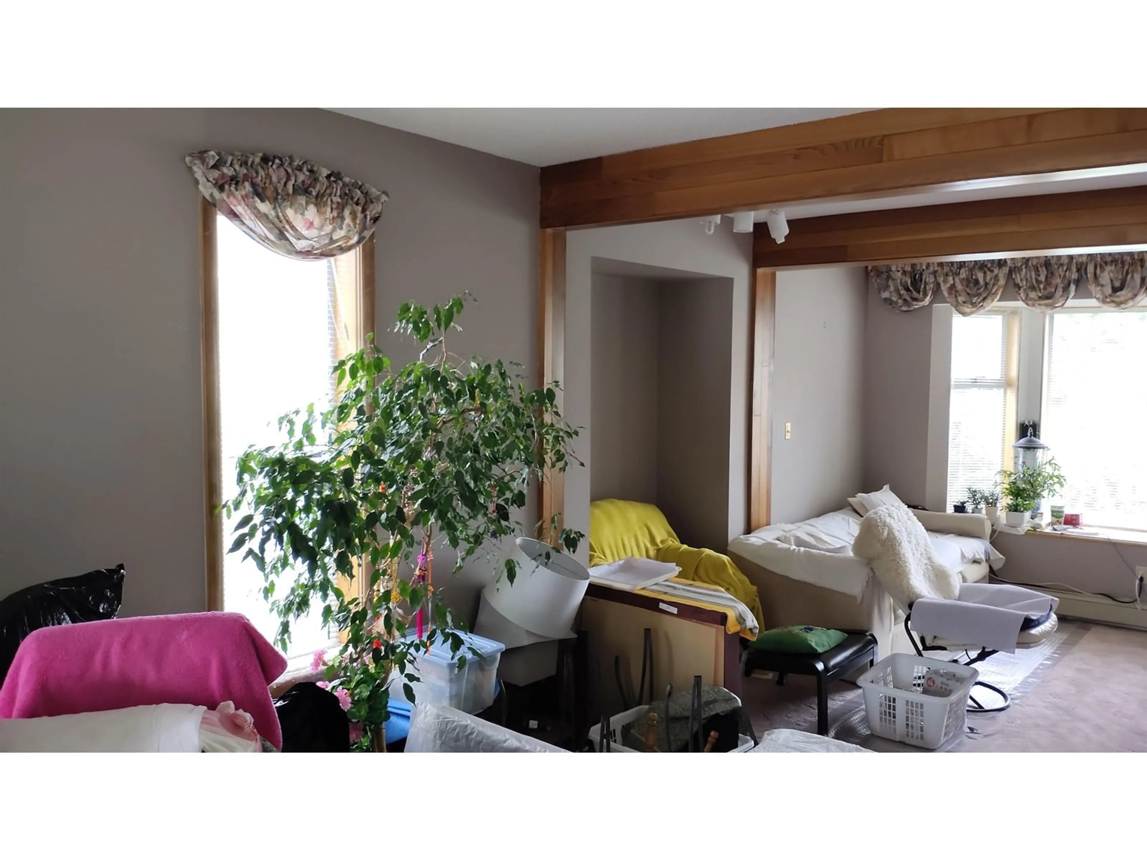 A pic of a room, not visible floor for 12978 96A AVENUE, Surrey British Columbia V3T5K5