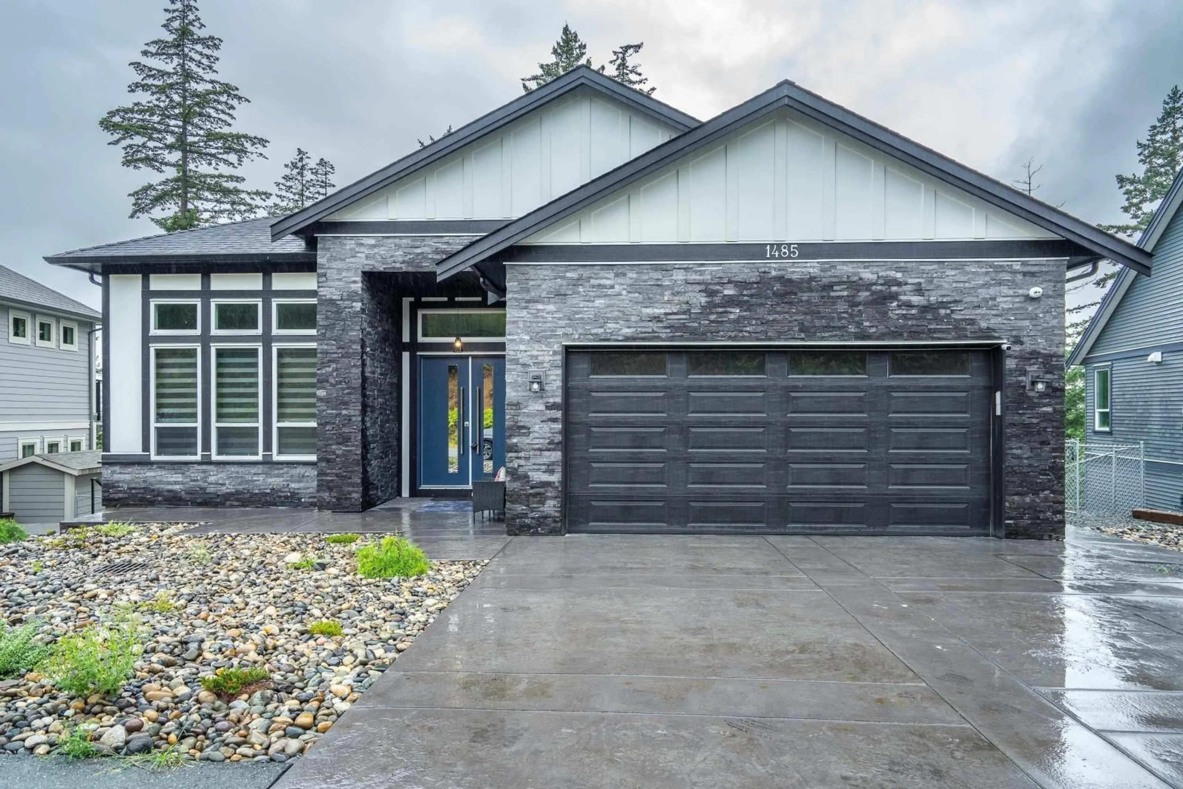 Home with brick exterior material for 1485 HIGHLANDS BOULEVARD, Agassiz British Columbia V0M1A1