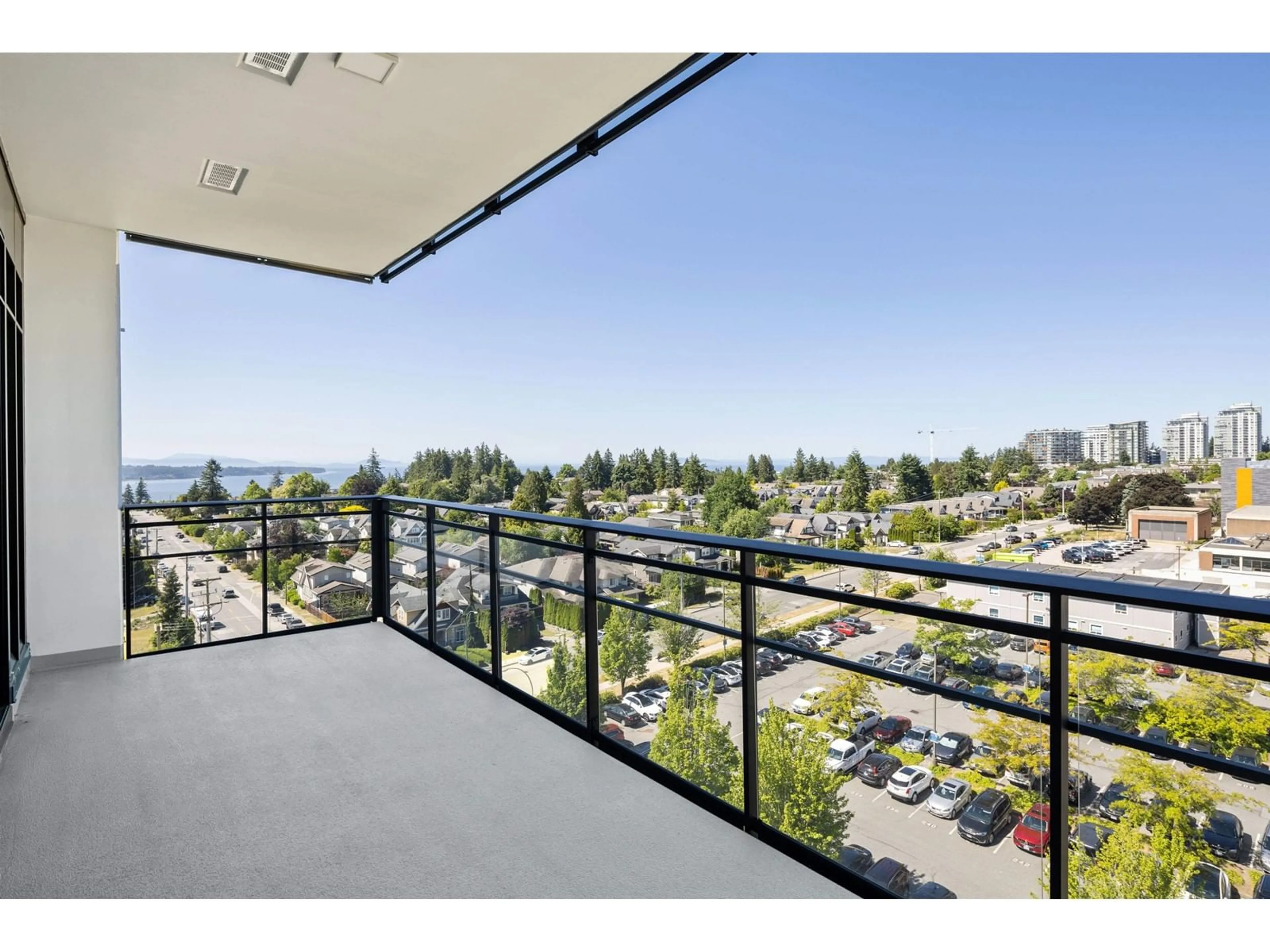 A pic from exterior of the house or condo, the view of lake or river for 807 1526 FINLAY STREET, White Rock British Columbia V4B4L9