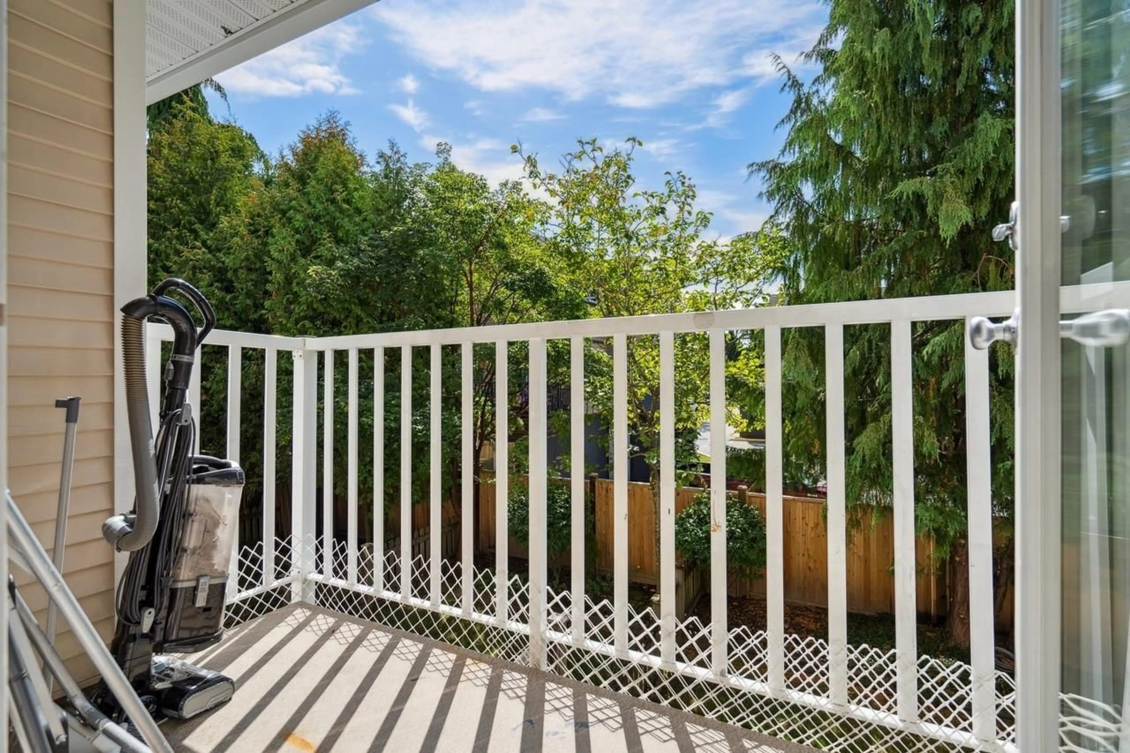 Patio, the fenced backyard for 40 6533 121 STREET, Surrey British Columbia V3W1M5