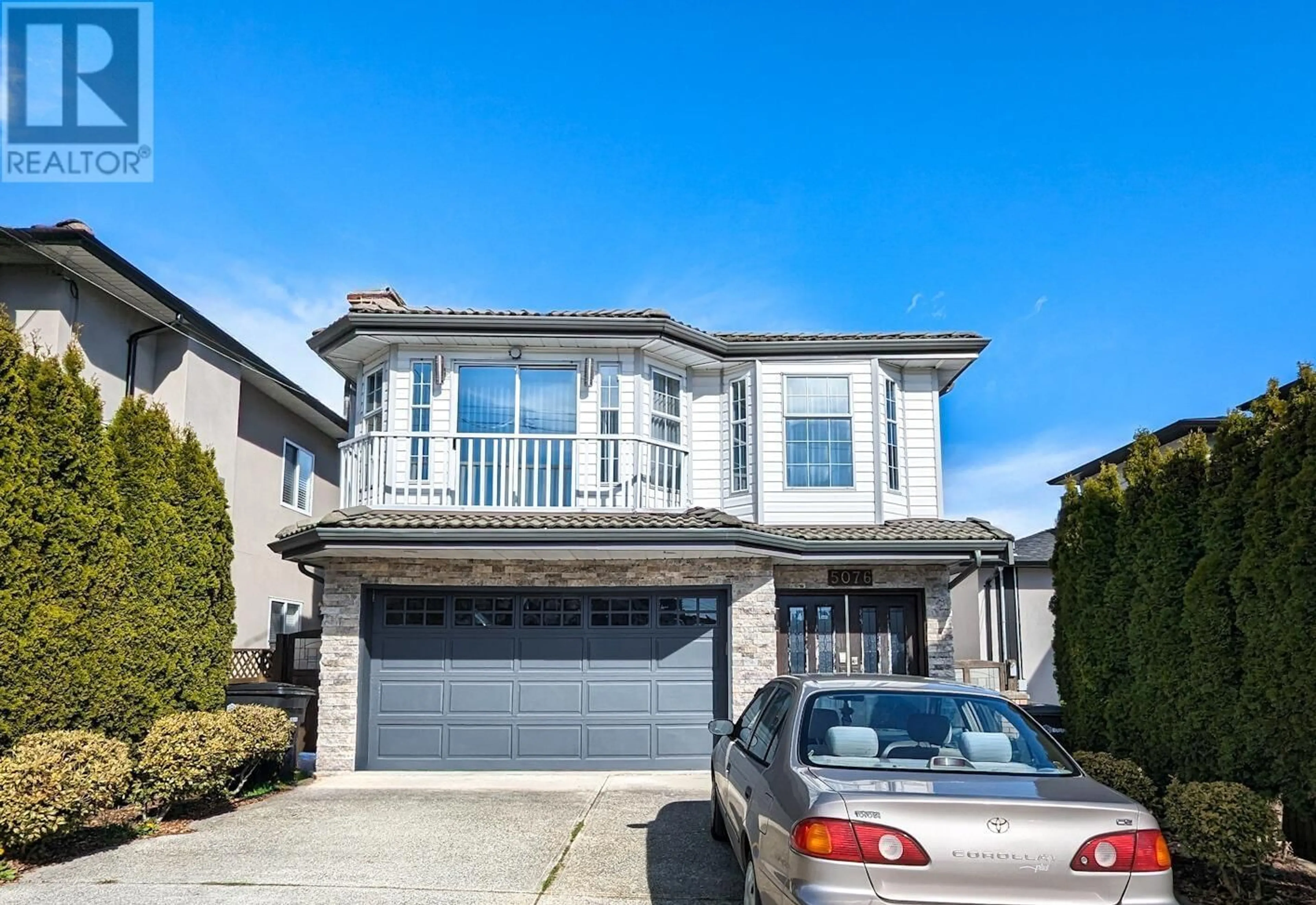 Frontside or backside of a home, the street view for 5076 SMITH AVENUE, Burnaby British Columbia V5G2W7