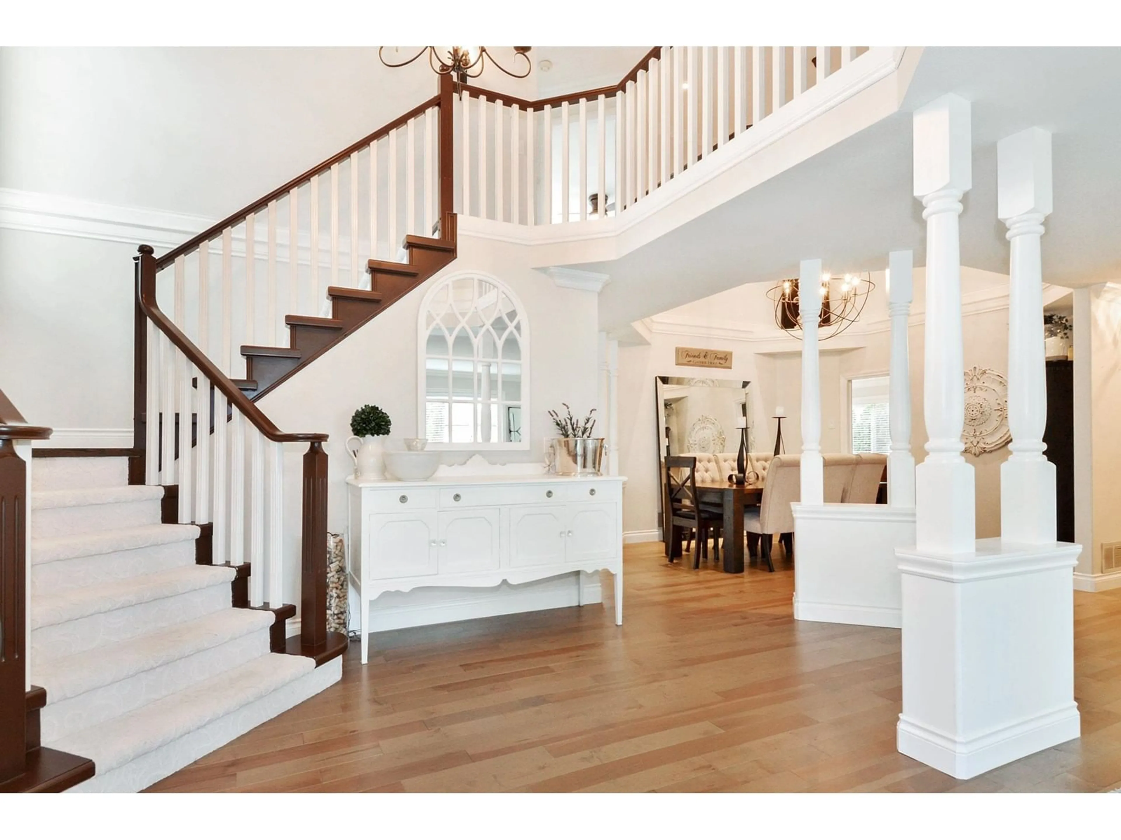 Indoor entryway, wood floors for 20974 44 AVENUE, Langley British Columbia V3A5A8