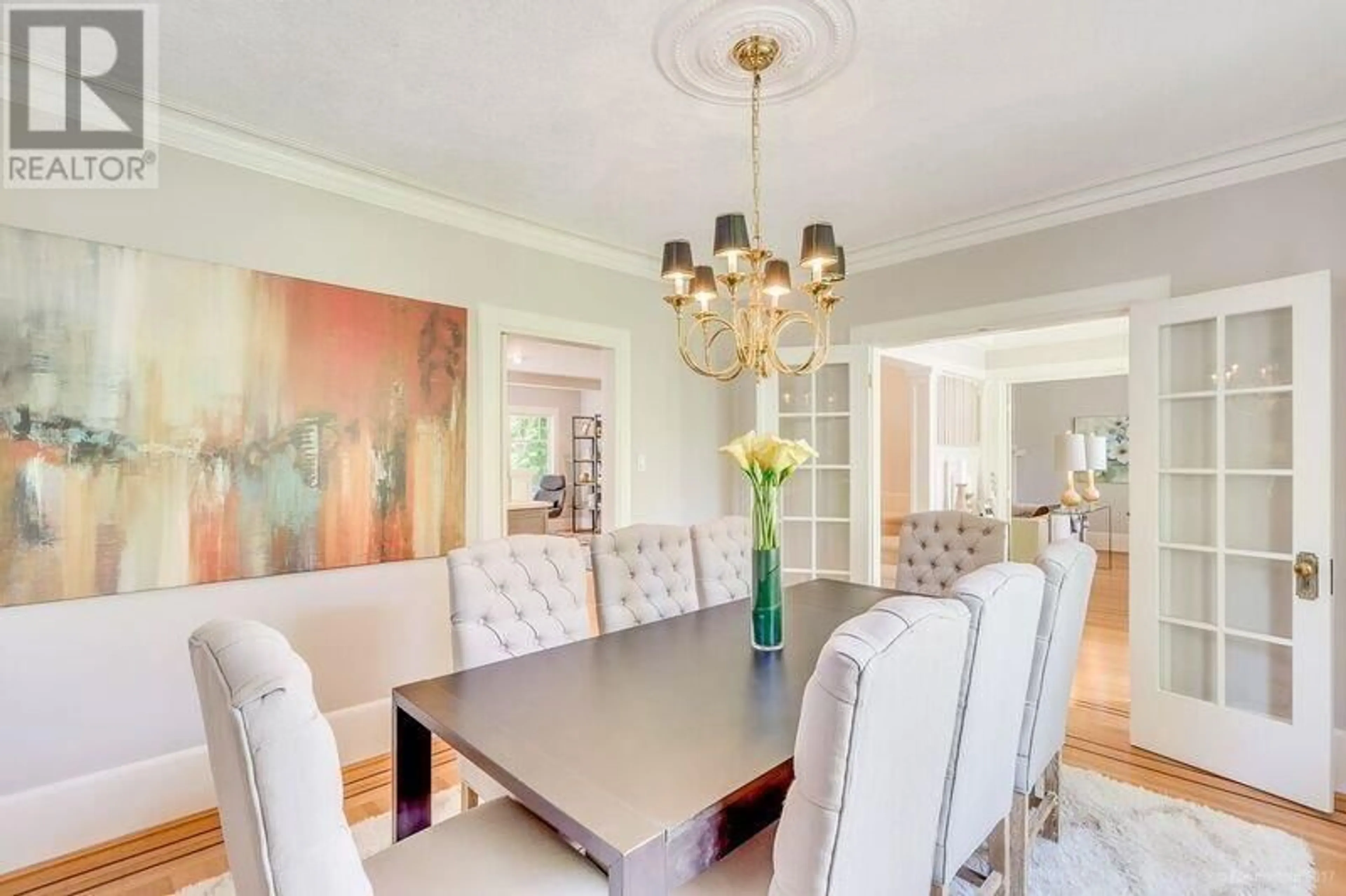 Dining room, wood floors for 1122 W 27TH AVENUE, Vancouver British Columbia V6H2B8