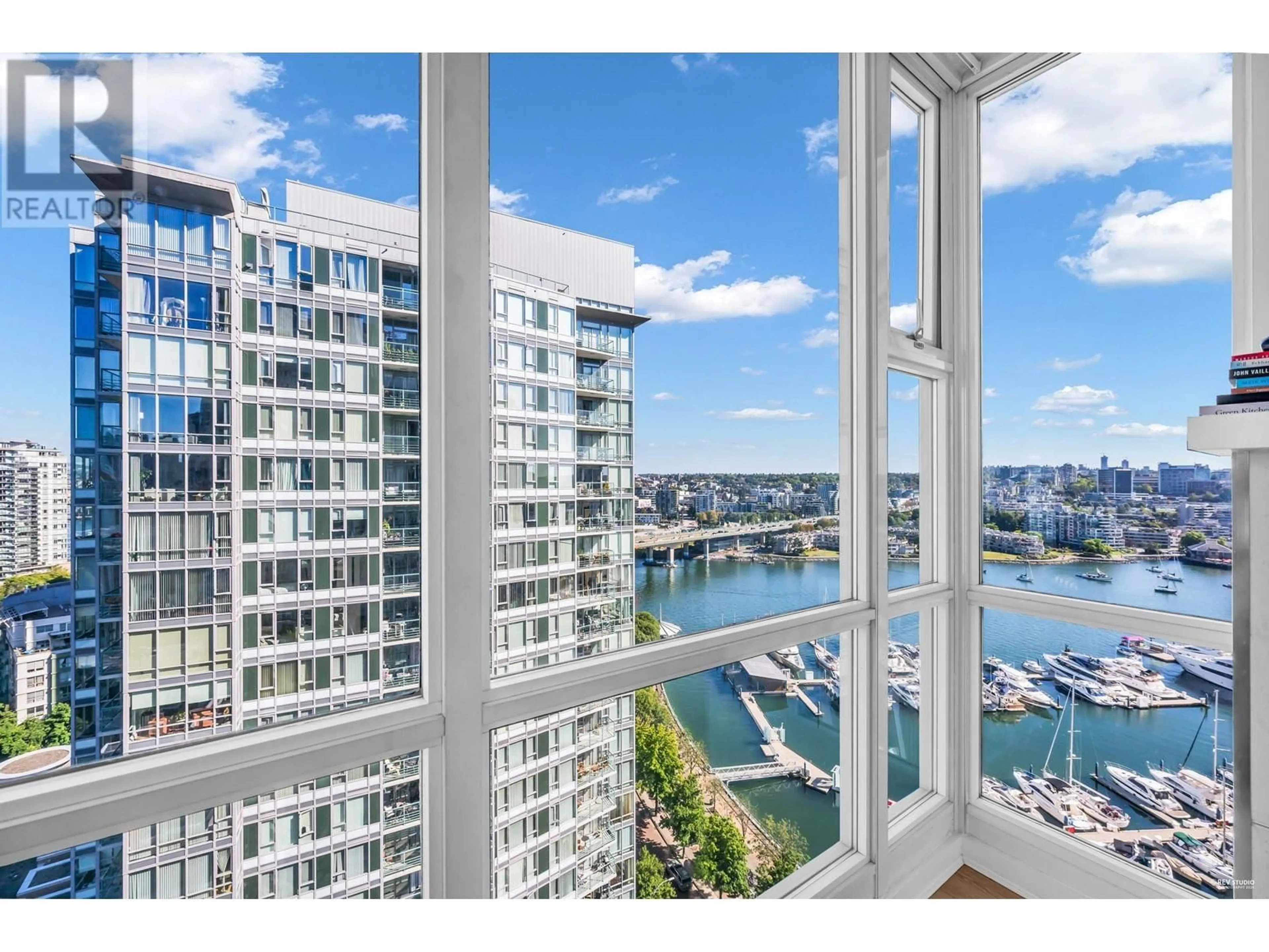 Lakeview for 2207 1077 MARINASIDE CRESCENT, Vancouver British Columbia V6Z2Z5