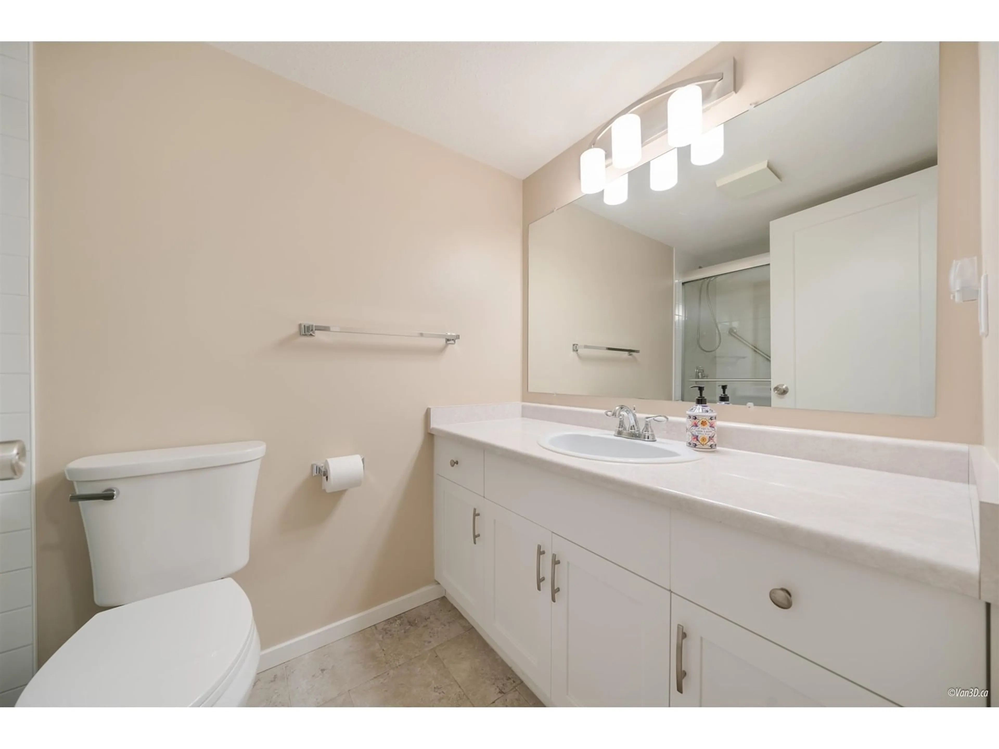 Standard bathroom, not visible floor for 109 2410 EMERSON STREET, Abbotsford British Columbia V2T3J3