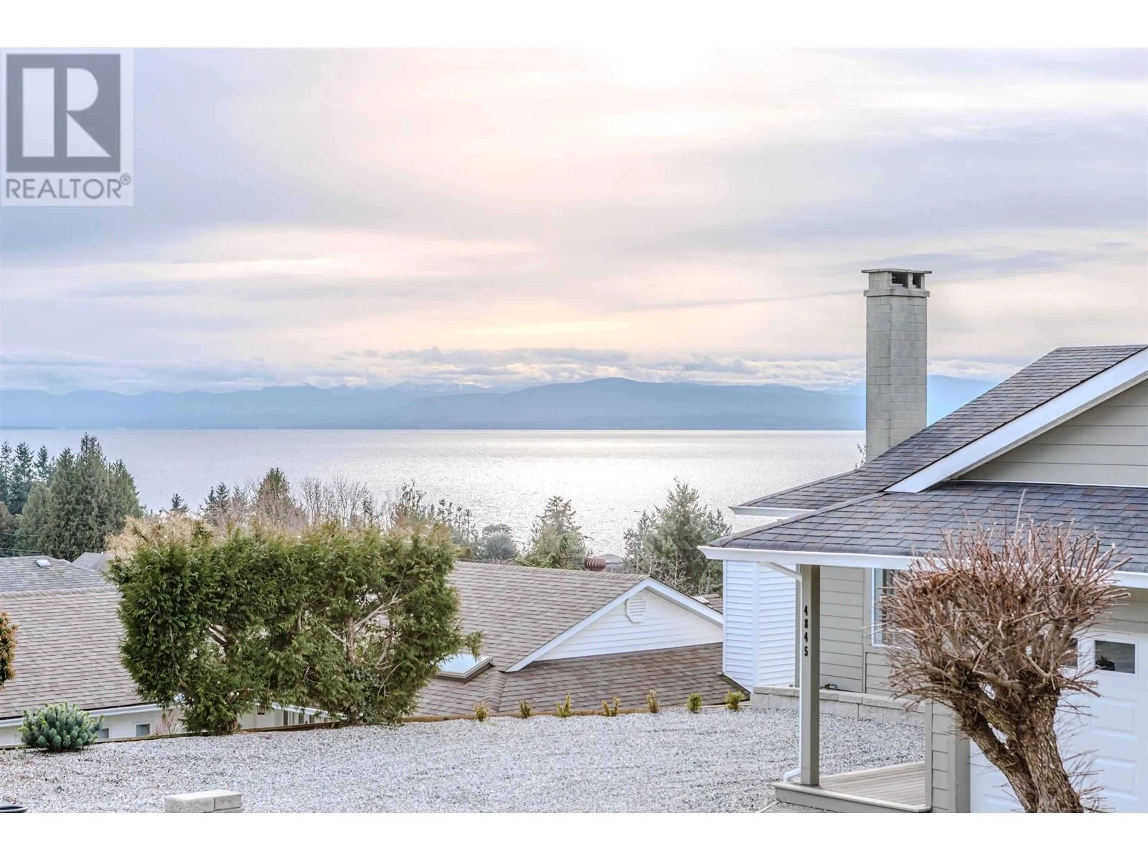 A pic from exterior of the house or condo, cottage for 4845 BLUEGROUSE DRIVE, Sechelt British Columbia V7Z0G4