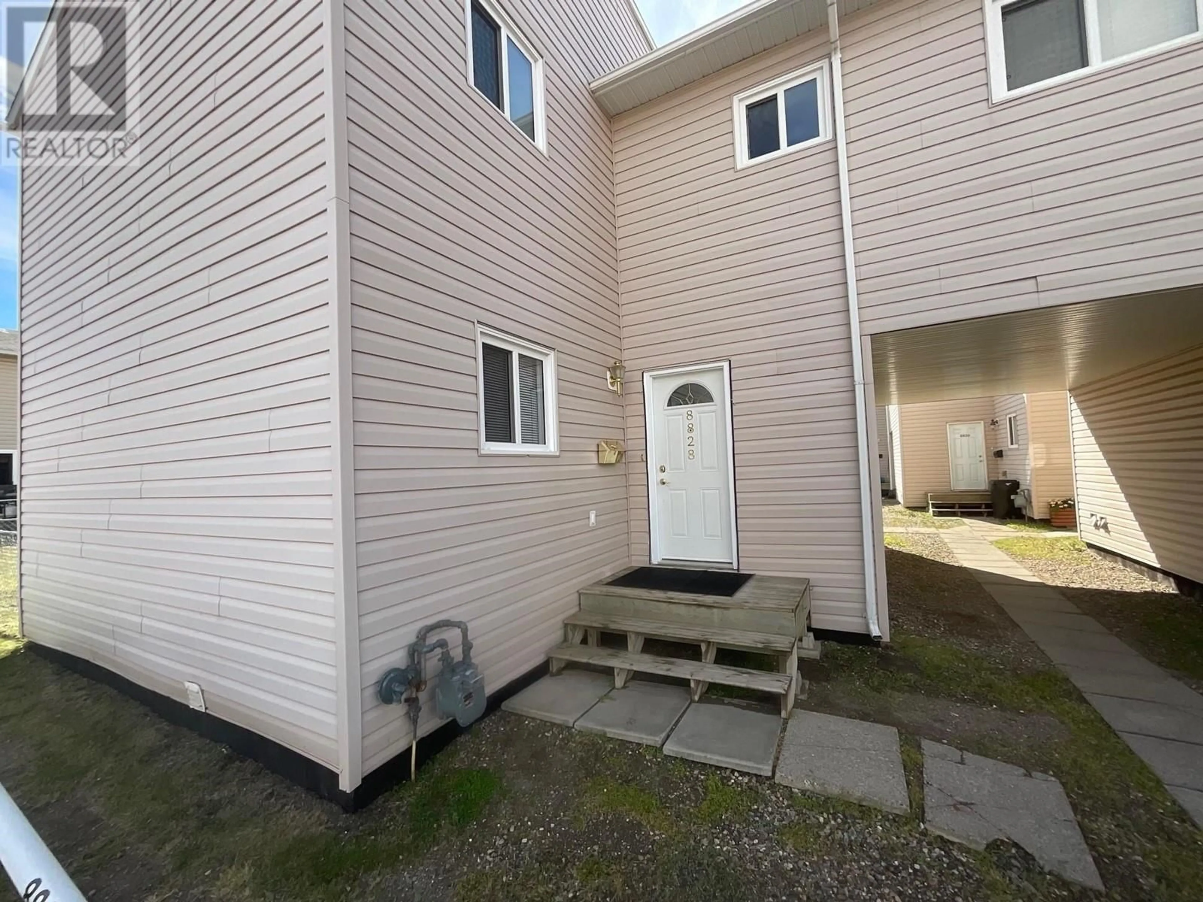 A pic from exterior of the house or condo for 8828 101 AVENUE, Fort St. John British Columbia V1J5G2