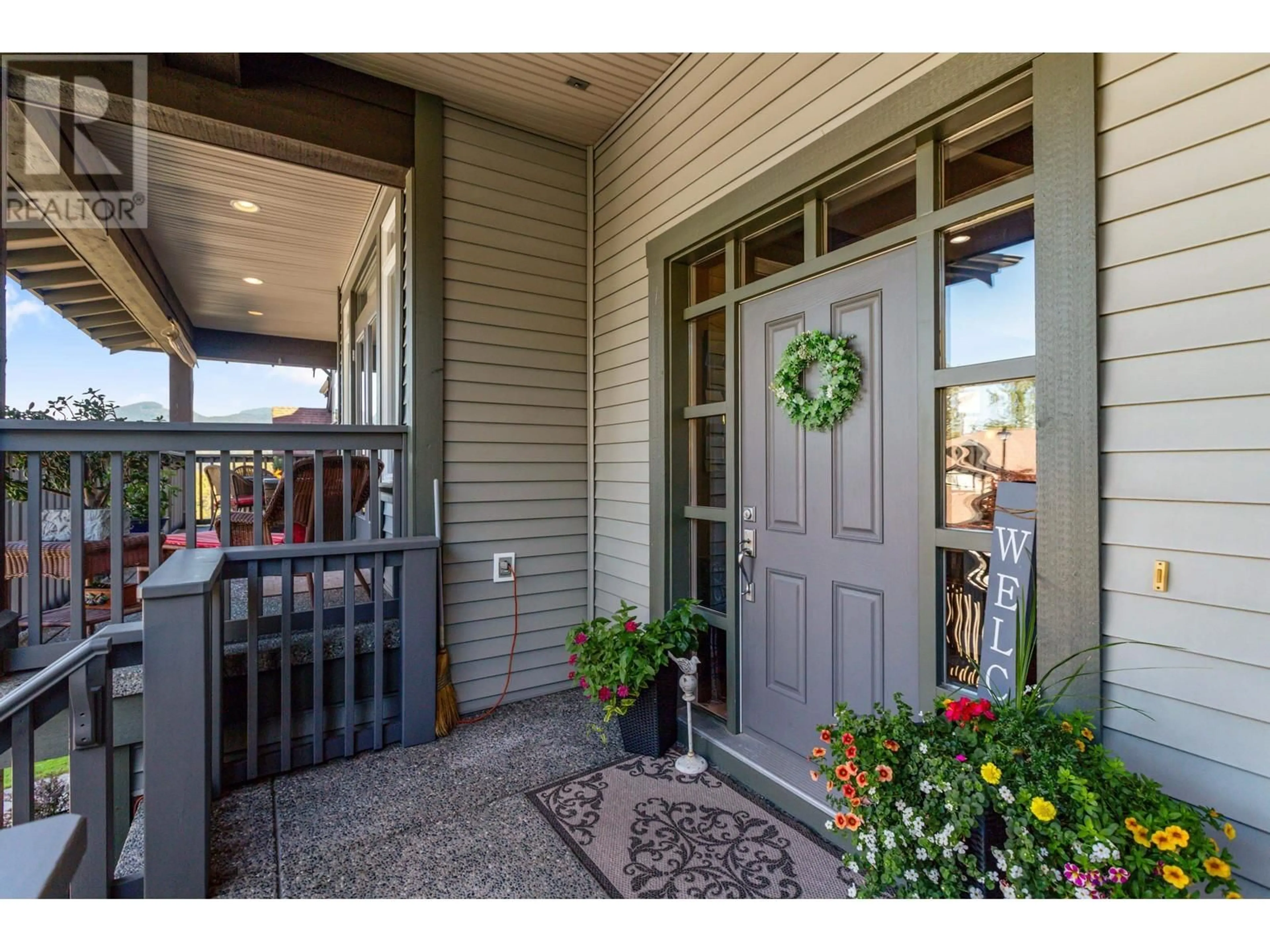 Indoor entryway, wood floors for 13642 228 STREET, Maple Ridge British Columbia V4R0B5