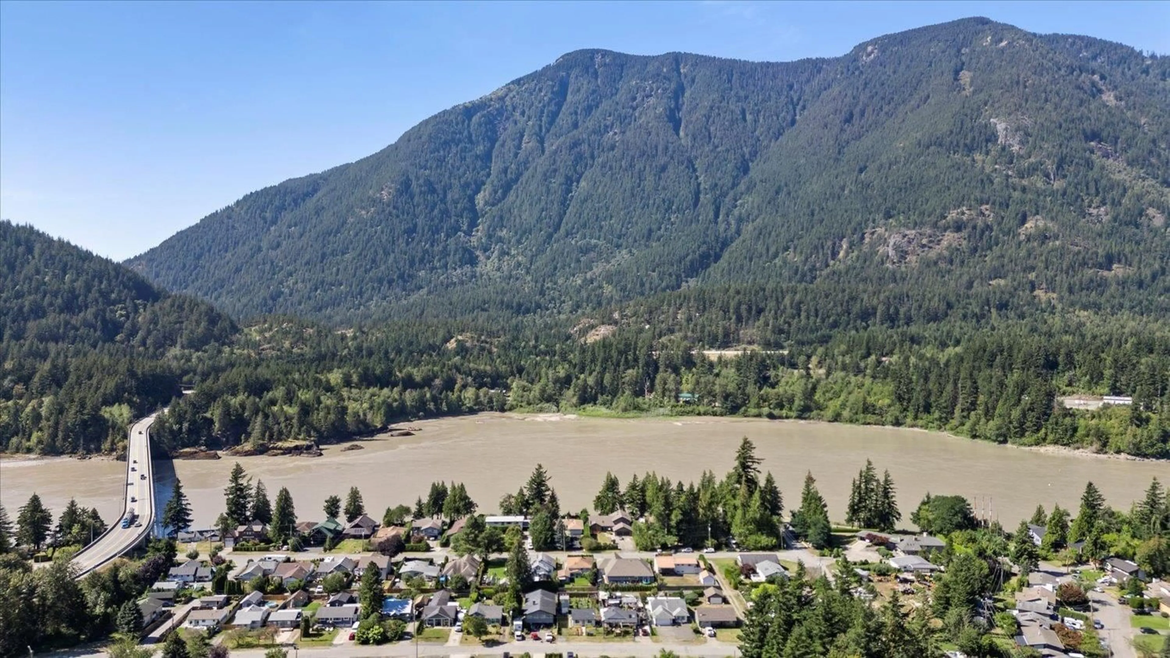 A pic from exterior of the house or condo, the view of mountain for 228 WATER AVENUE, Hope British Columbia V0X1L3