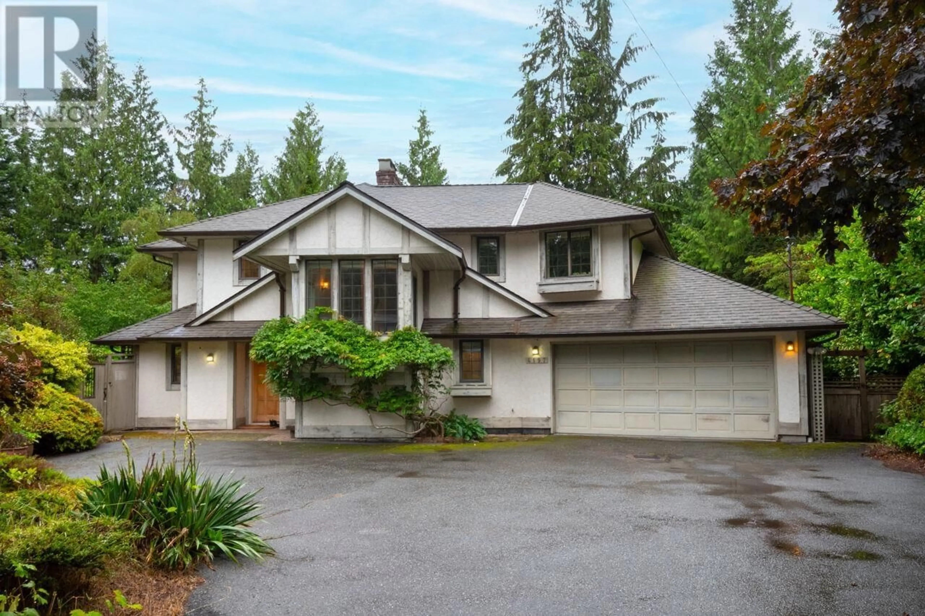 Frontside or backside of a home, cottage for 4197 VIRGINIA CRESCENT, North Vancouver British Columbia V7R3Z7