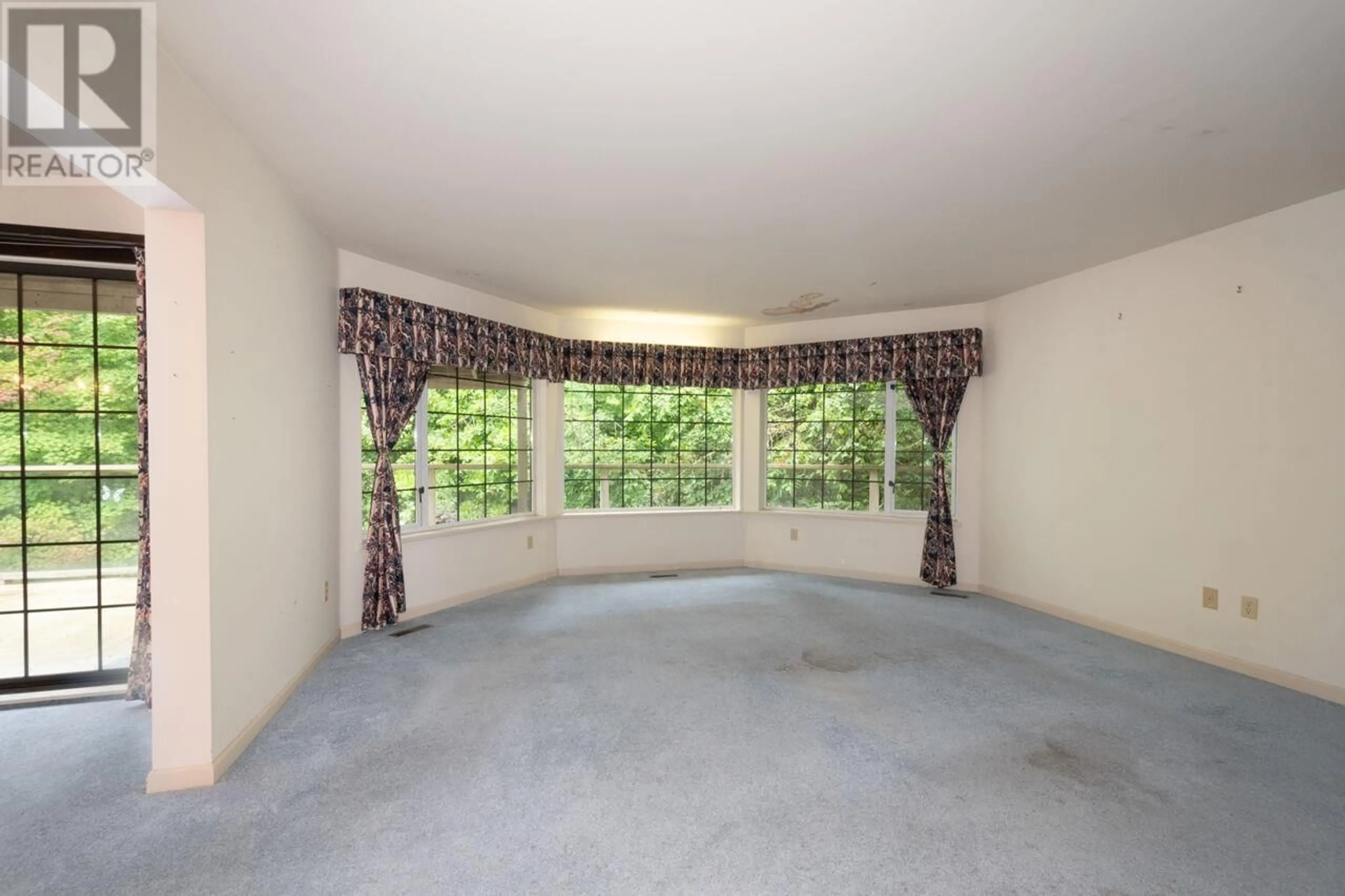 A pic of a room, not visible floor for 4197 VIRGINIA CRESCENT, North Vancouver British Columbia V7R3Z7