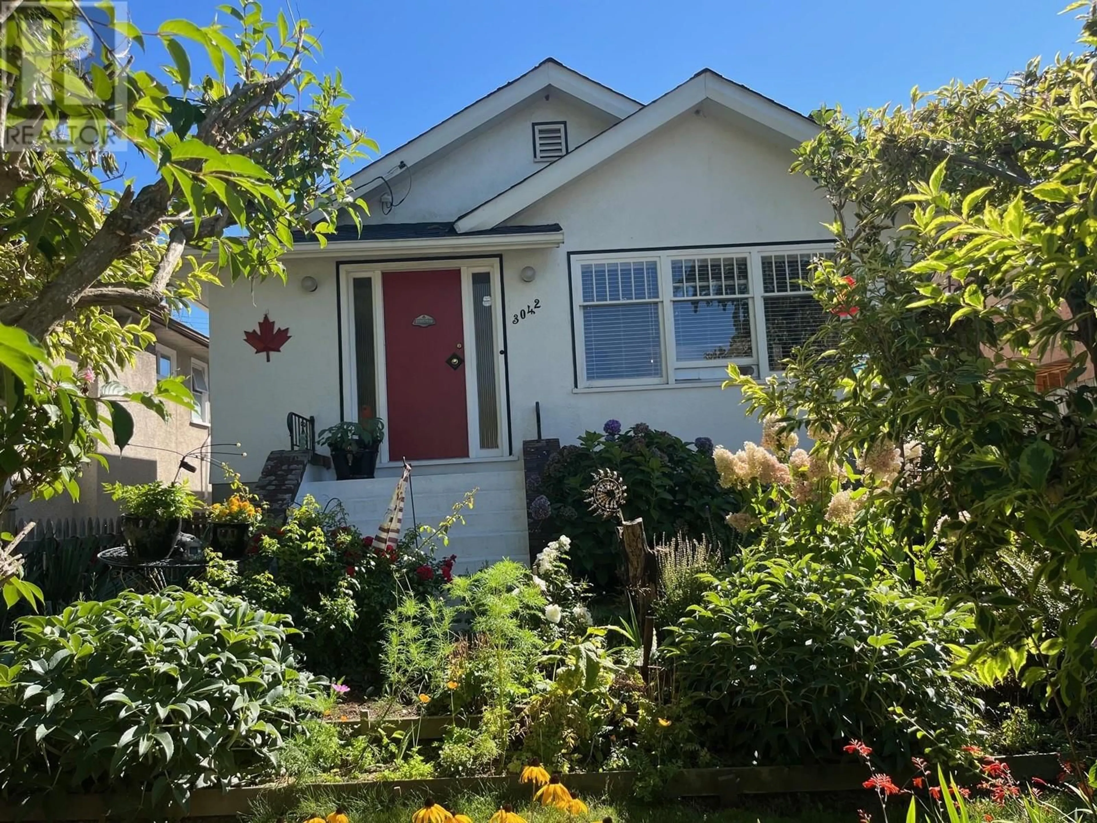 Frontside or backside of a home, cottage for 3042 E 17TH AVENUE, Vancouver British Columbia V5M2N6