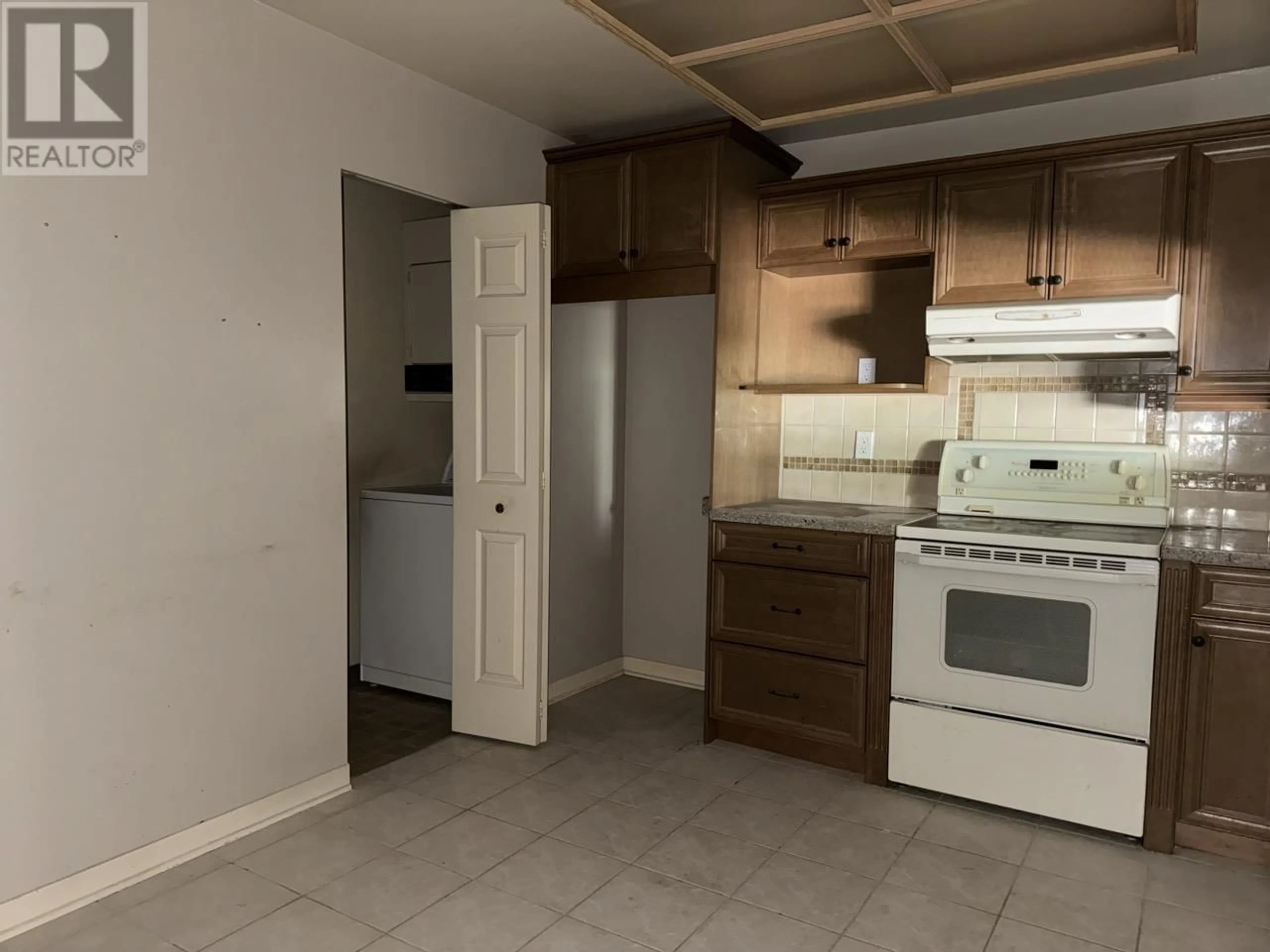 Standard kitchen, unknown floor, cottage for 111 7453 MOFFATT ROAD, Richmond British Columbia V6Y3W1