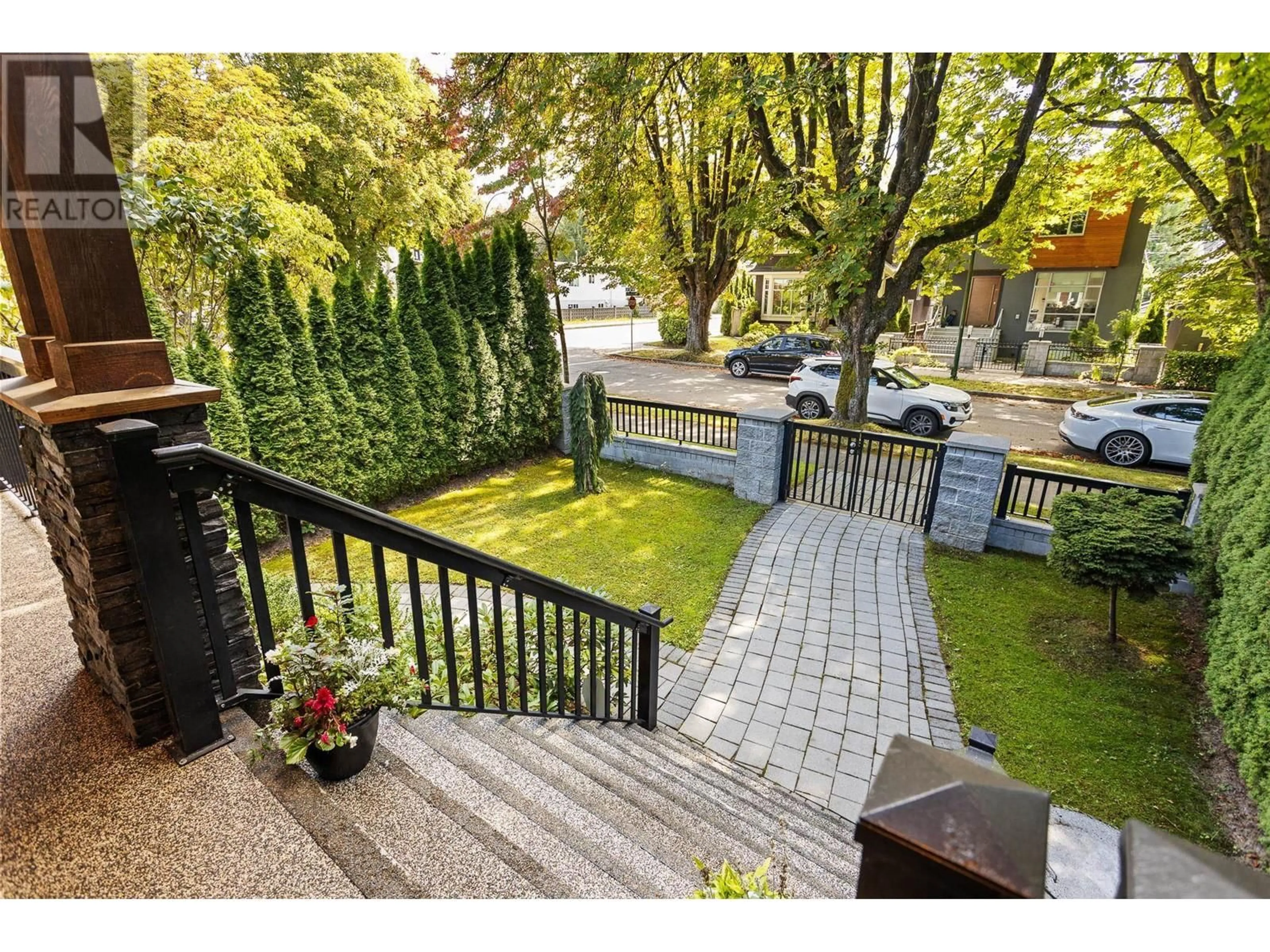 Patio, the fenced backyard for 2811 W 12TH AVENUE, Vancouver British Columbia V6K2R1